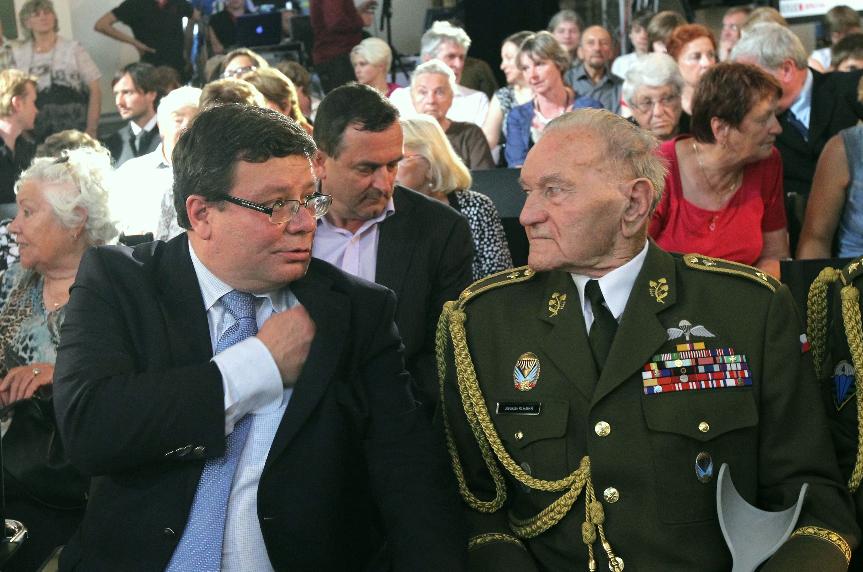 Mělo to smysl! 70. výročí hrdinského boje sedmi parašutistů proti německé přesile, vondra, Jaroslav Klemeš 3 - Mělo to smysl! (3/5)