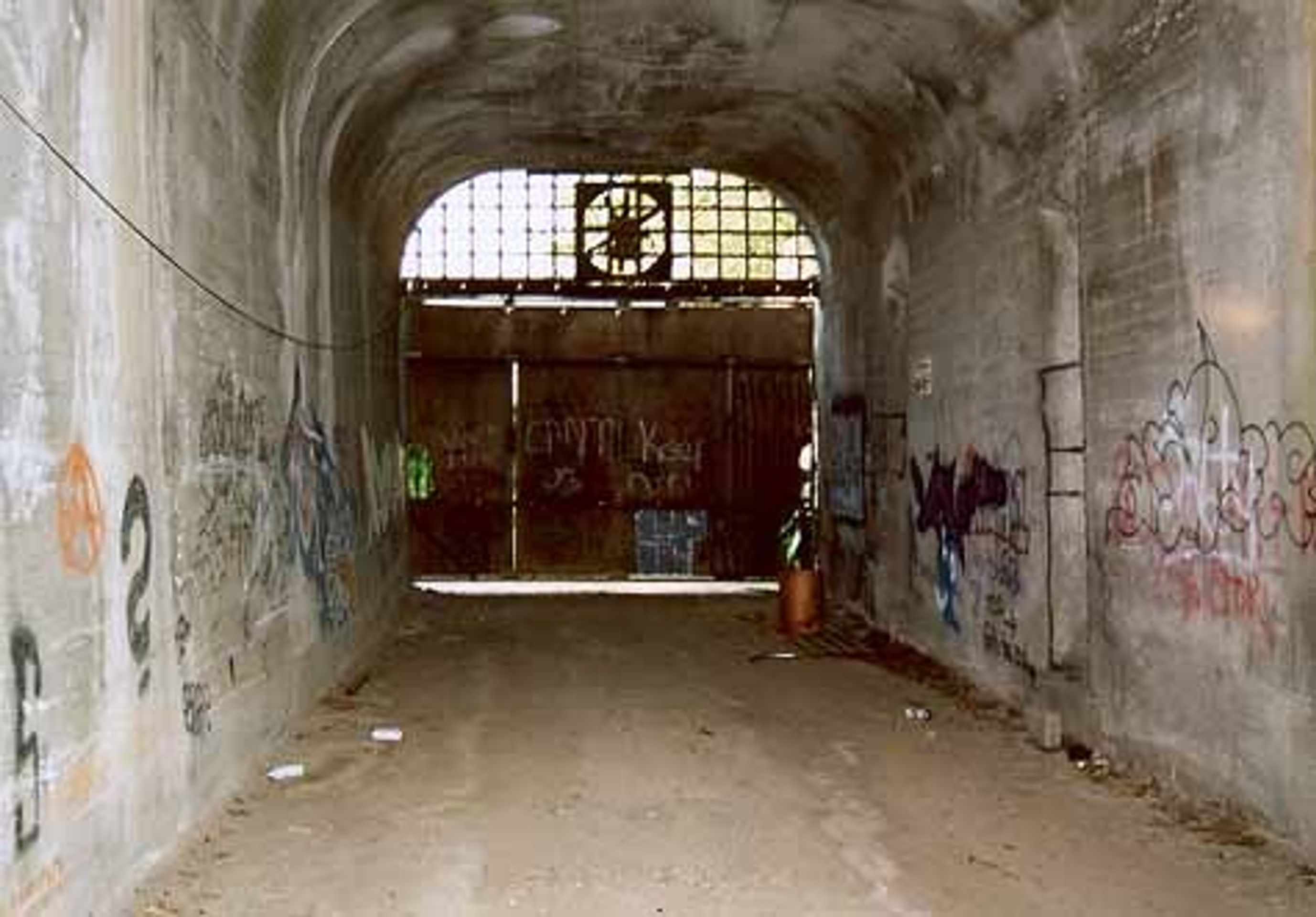 Opuštěné metro - 16 - GALERIE: Opuštěné metro (16/20)