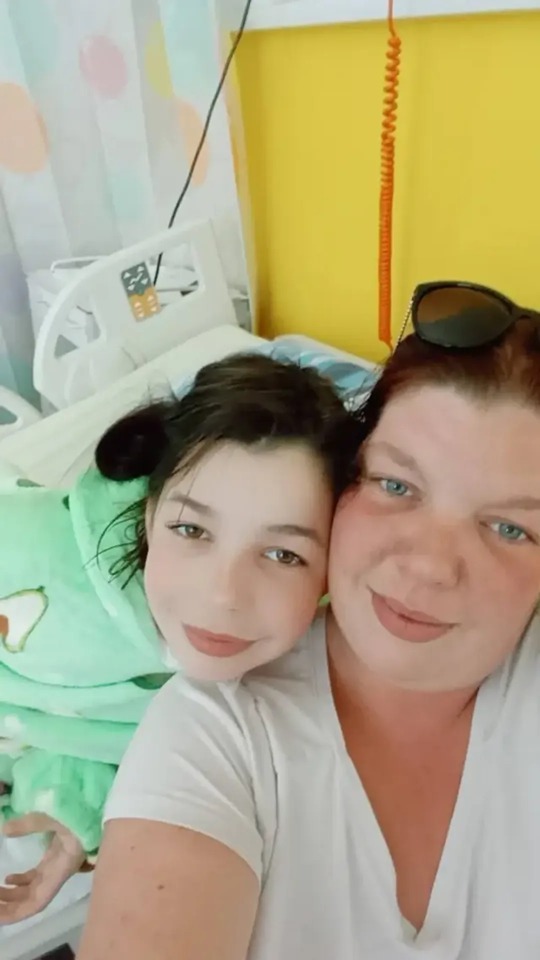 Pomozte Anetce a její rodině v boji s nádorem - Pomozte Anetce a její rodině v boji s nádorem (3/4)