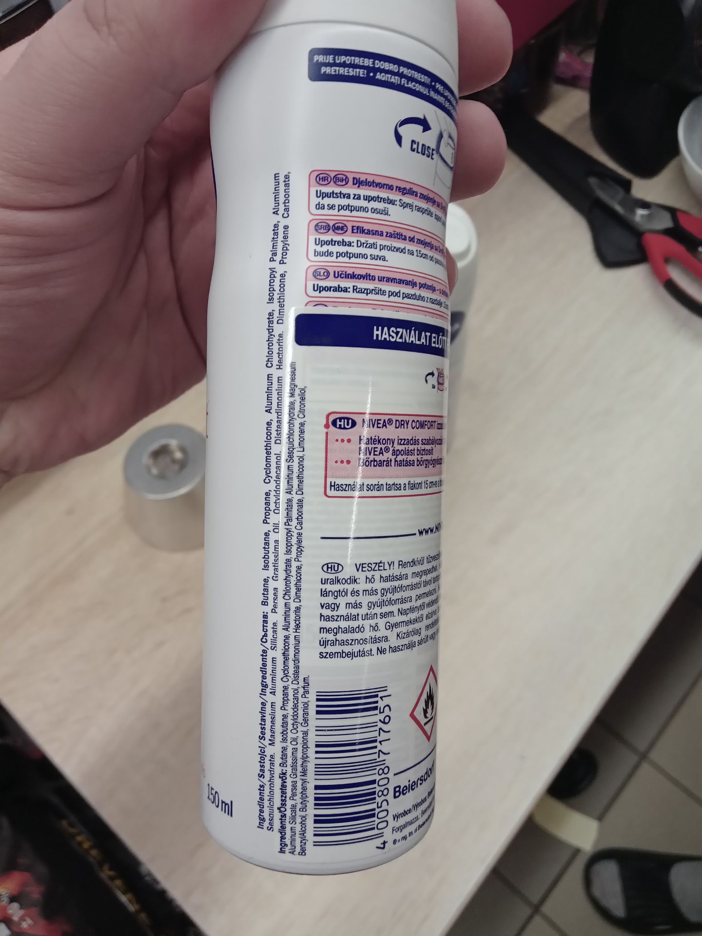 Antiperspirant Nivea  dry comfort PLUS (2) - Zdraví nebezpečná kosmetika (9/19)