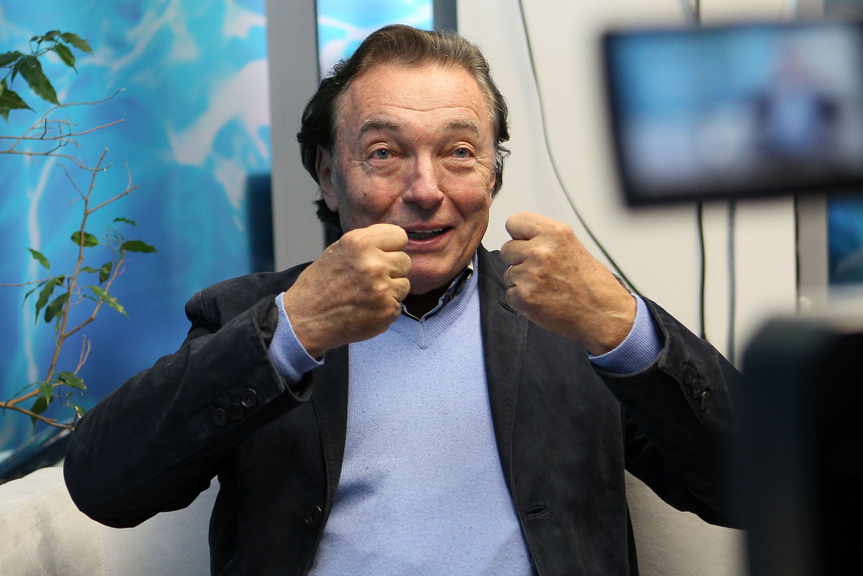 Karel Gott na Nově - Karel Gott byl hostem on-line rozhovoru na TN.cz (7/8)