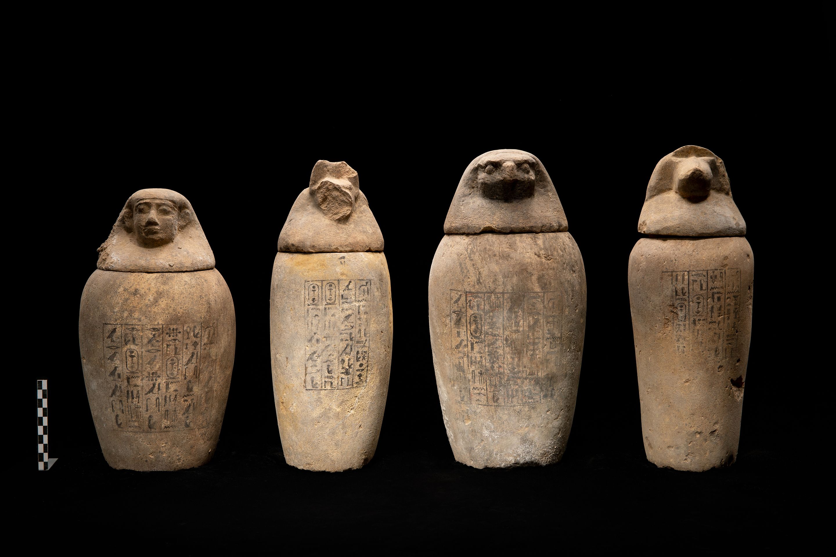 Největší mumifikační depozit (3) - Největší mumifikační depozit objeven v Abúsíru (3/4)