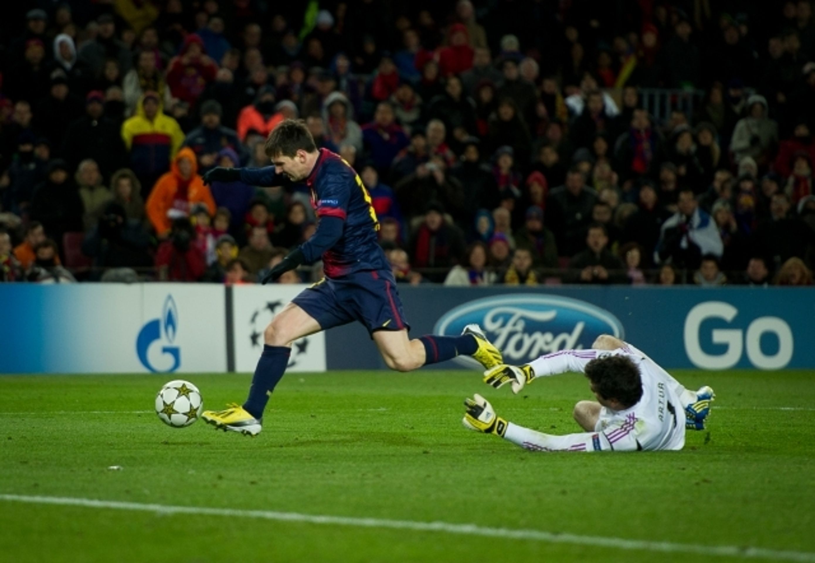 Messi se zranil v LM - 2 - GALERIE: Messi se zranil v Lize mistrů (2/13)