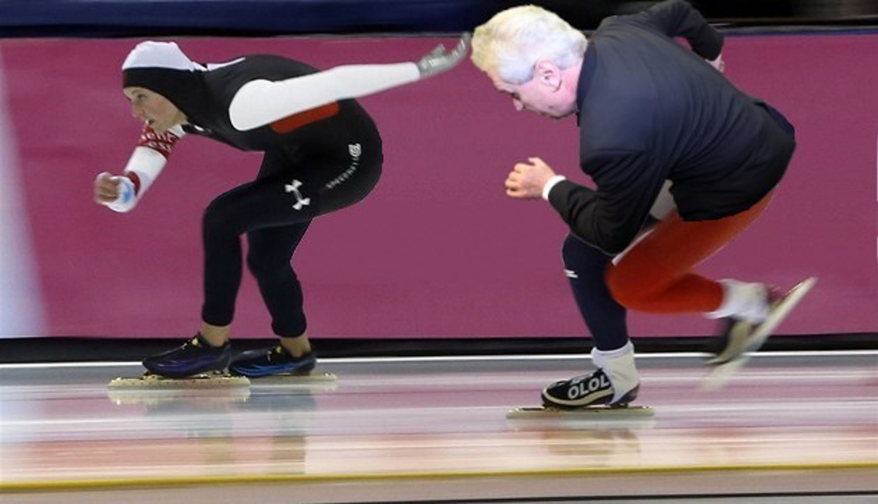 Miloš Zeman na sportovních karikaturách - 2 - GALERIE: Miloš Zeman na sportovních fotomontážích (3/4)