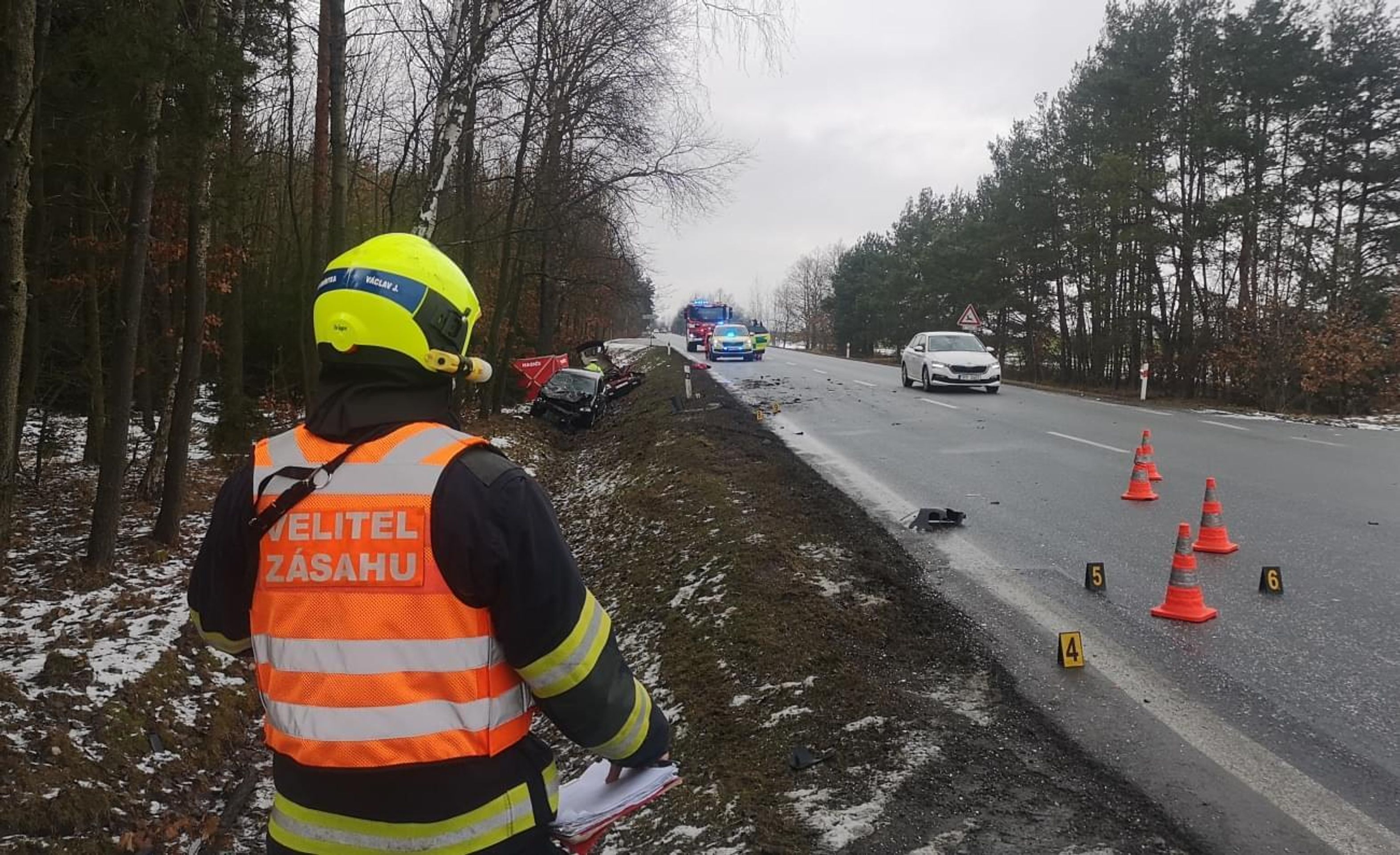 Dopravní nehoda u Plzně - 3 - GALERIE: Tragická dopravní nehoda na Plzeňsku (2/4)