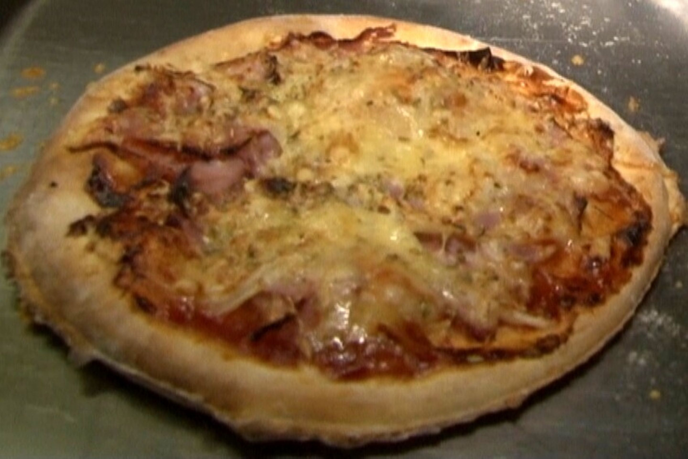 Domácí minipizza - 11 - GALERIE: Výroba domácí minipizzy (10/12)
