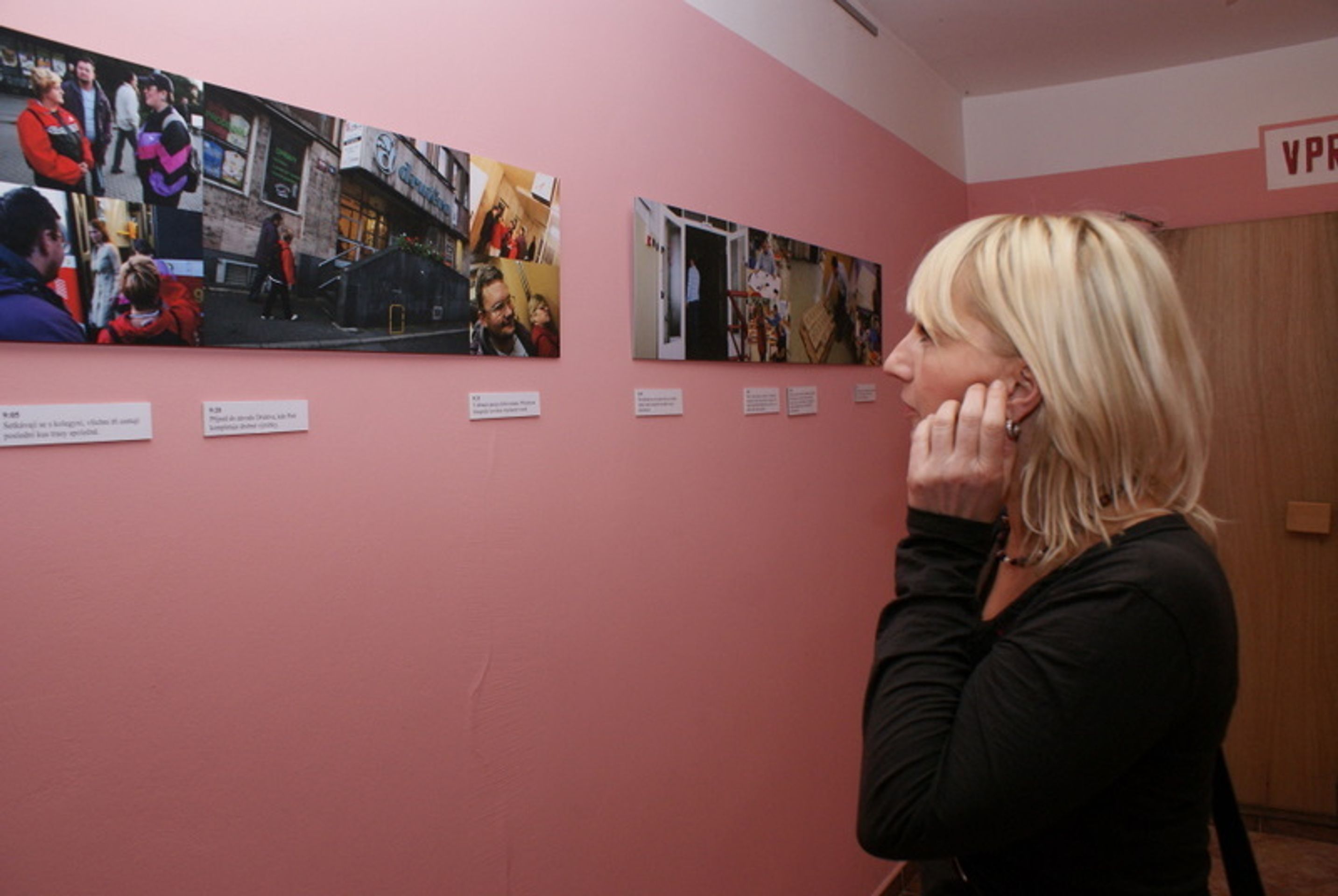 UNIKÁTNÍ VÝSTAVA: Dvacet čtyři hodin fotografoval postiženého... - 3 - GALERIE: Výstava 24 Hodin... (9/15)
