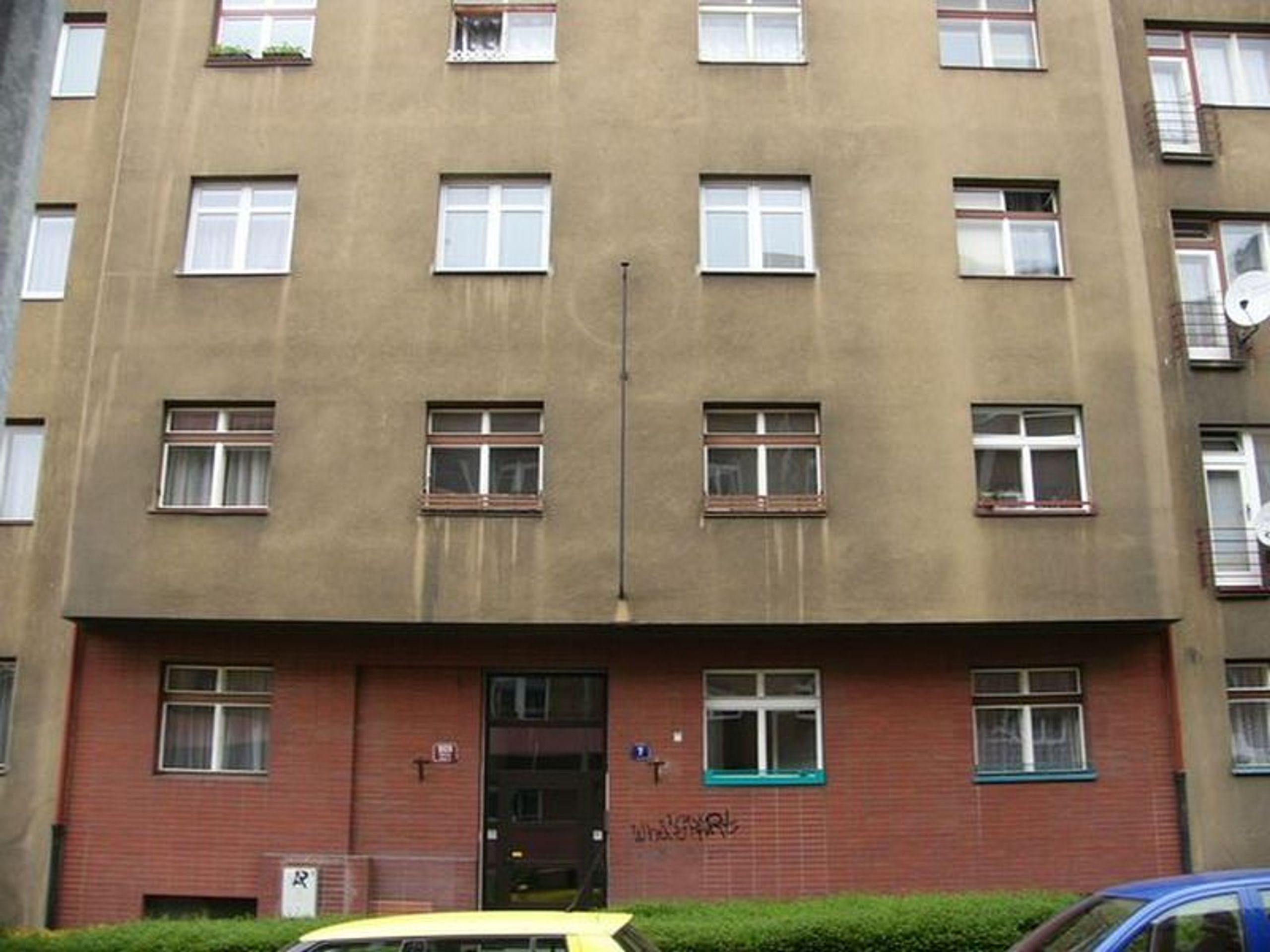 Byt 1+1 v Praze - Vršovicích, ulice Novorossijská - 2 - GALERIE: Byt 1+1 v Praze - Vršovicích, ulice Novorossijská (1/4)