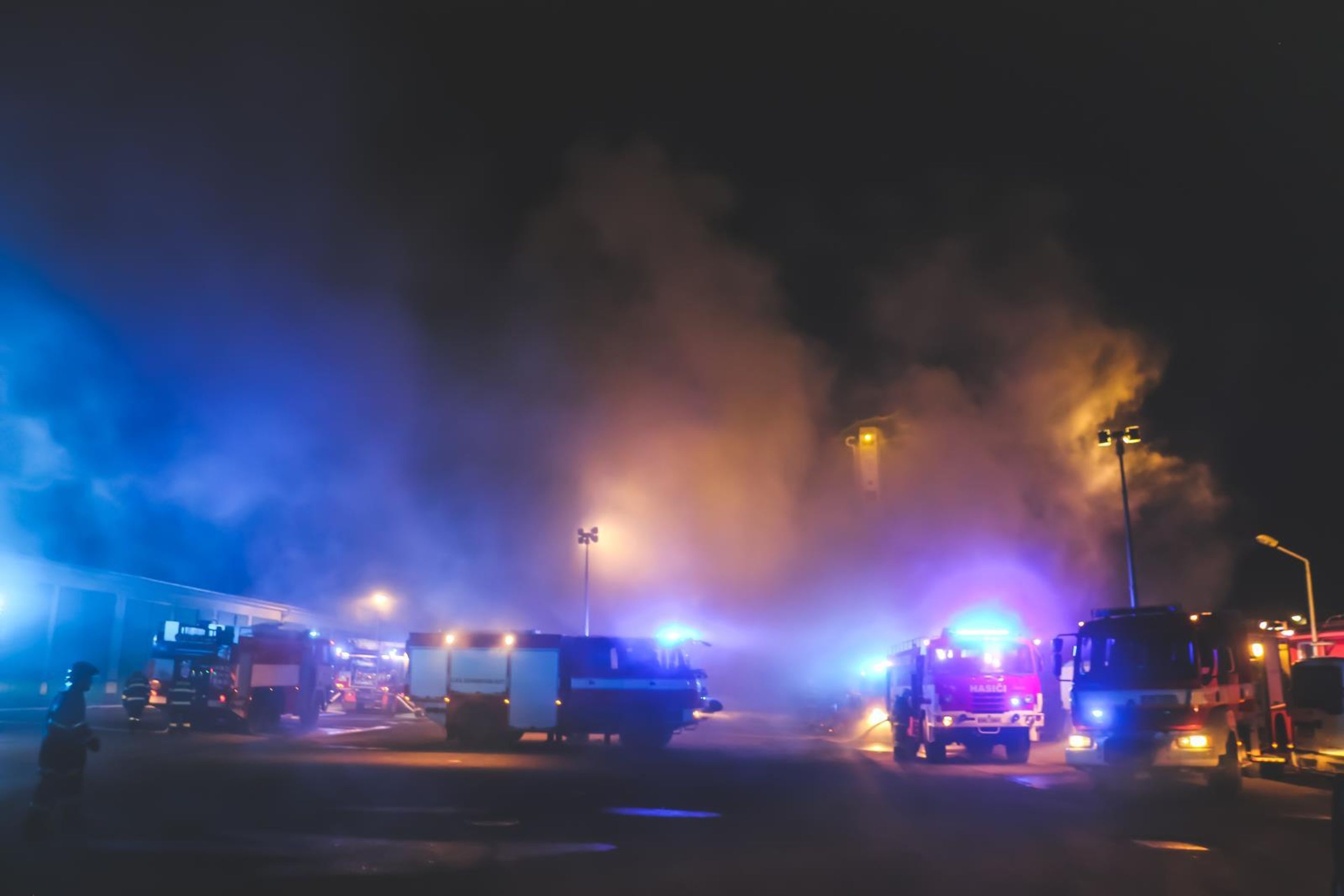 Rozsáhlý požár v Přerově - 21 - GALERIE: Rozsáhlý požár v Přerově (14/34)