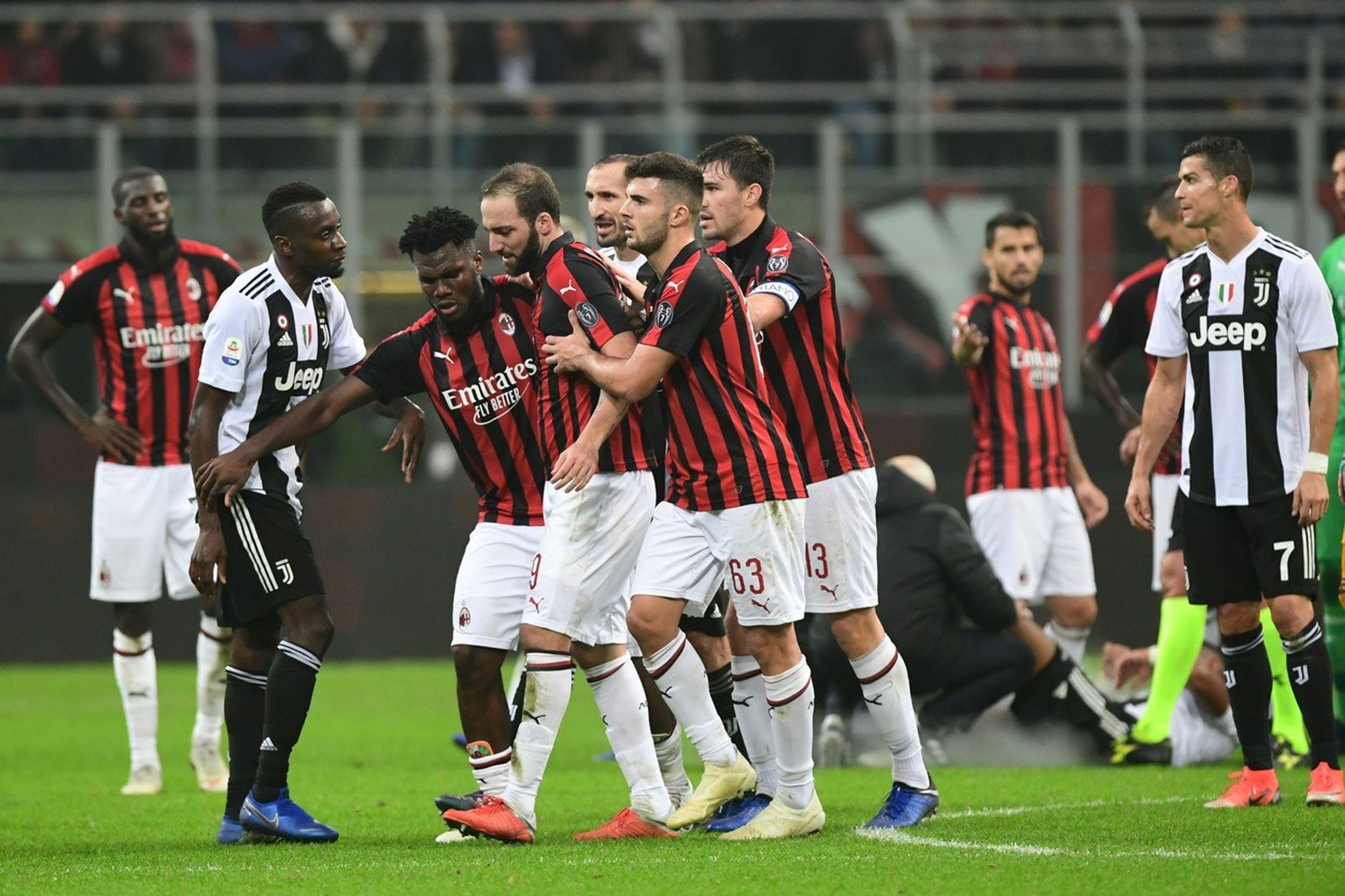 Gonzalo Higuain a Cristiano Ronaldo - GALERIE: Juventus zvítězil na půdě AC MIlán (4/4)