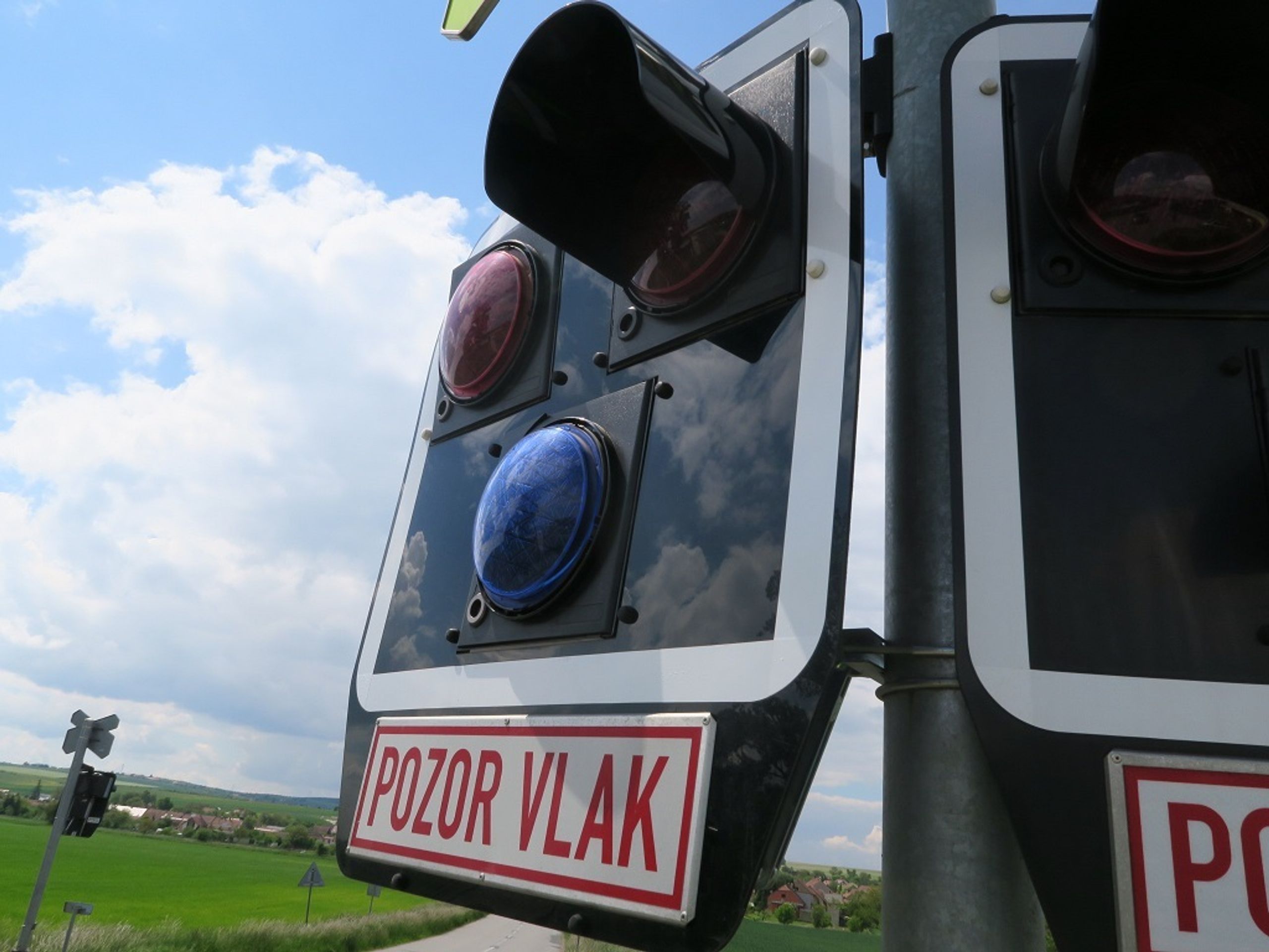Mladík boural v odcizeném autobusu - 5 - GALERIE: Mladík boural v odcizeném autobusu (5/9)