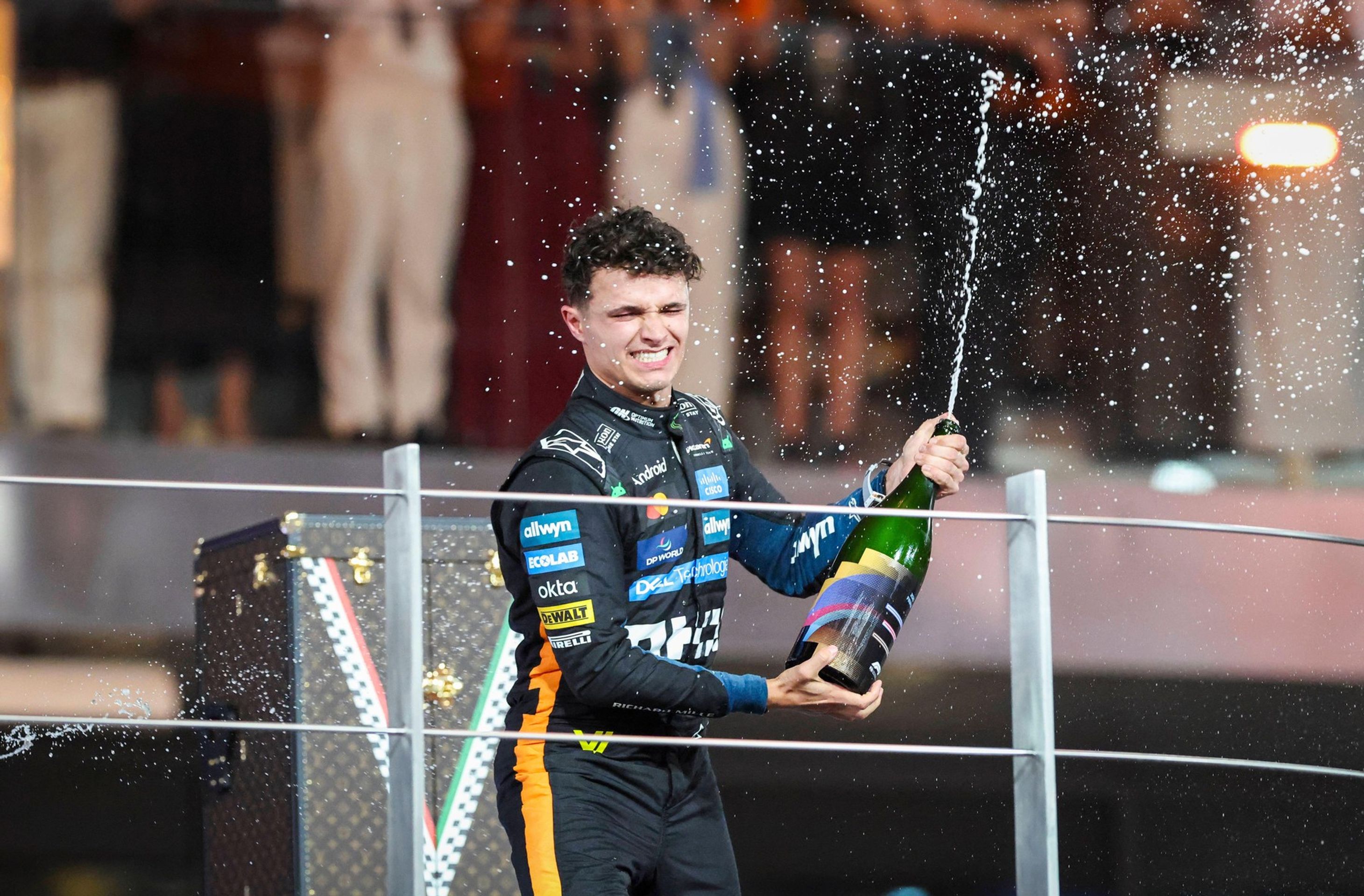 Lando Norris slaví titul mistra světa F1 - Lando Norris slaví titul v F1 (9/10)