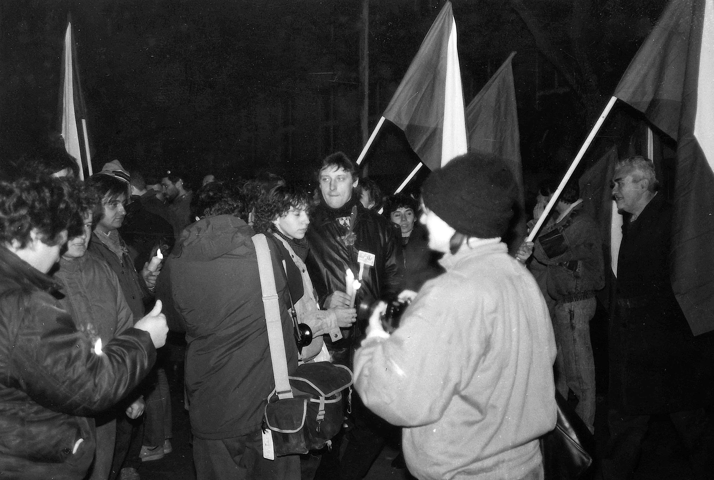 17. listopad 1989 - 3 - Historické fotografie ze 17. listopadu 1989 (3/8)