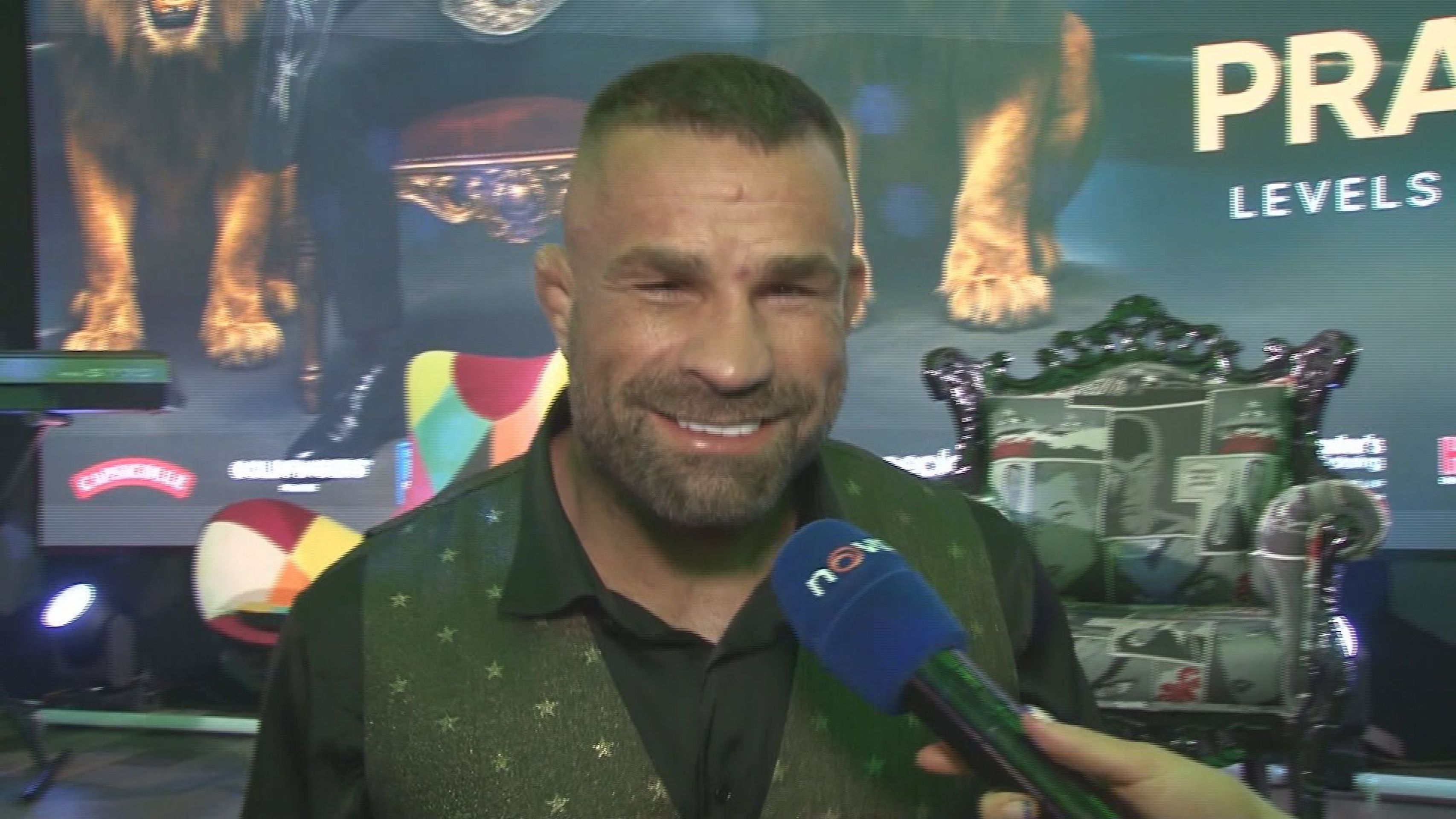 Zápasník MMA Karlos Vémola - Karlos Vémola (16/19)