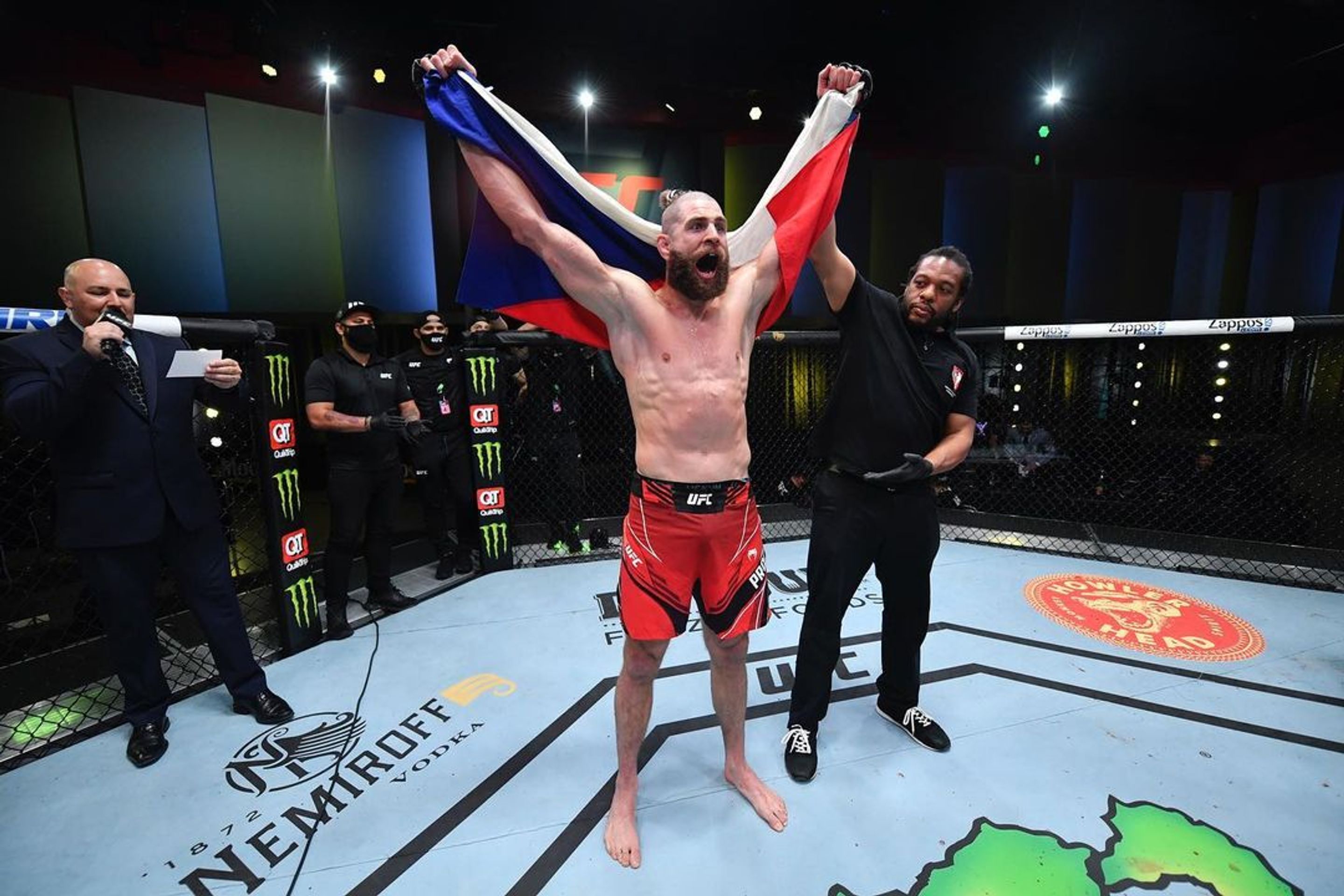 Jiří Procházka znovu vybojoval vítězství - GALERIE: Druhý zápas Jiřího Procházky v UFC (2/5)