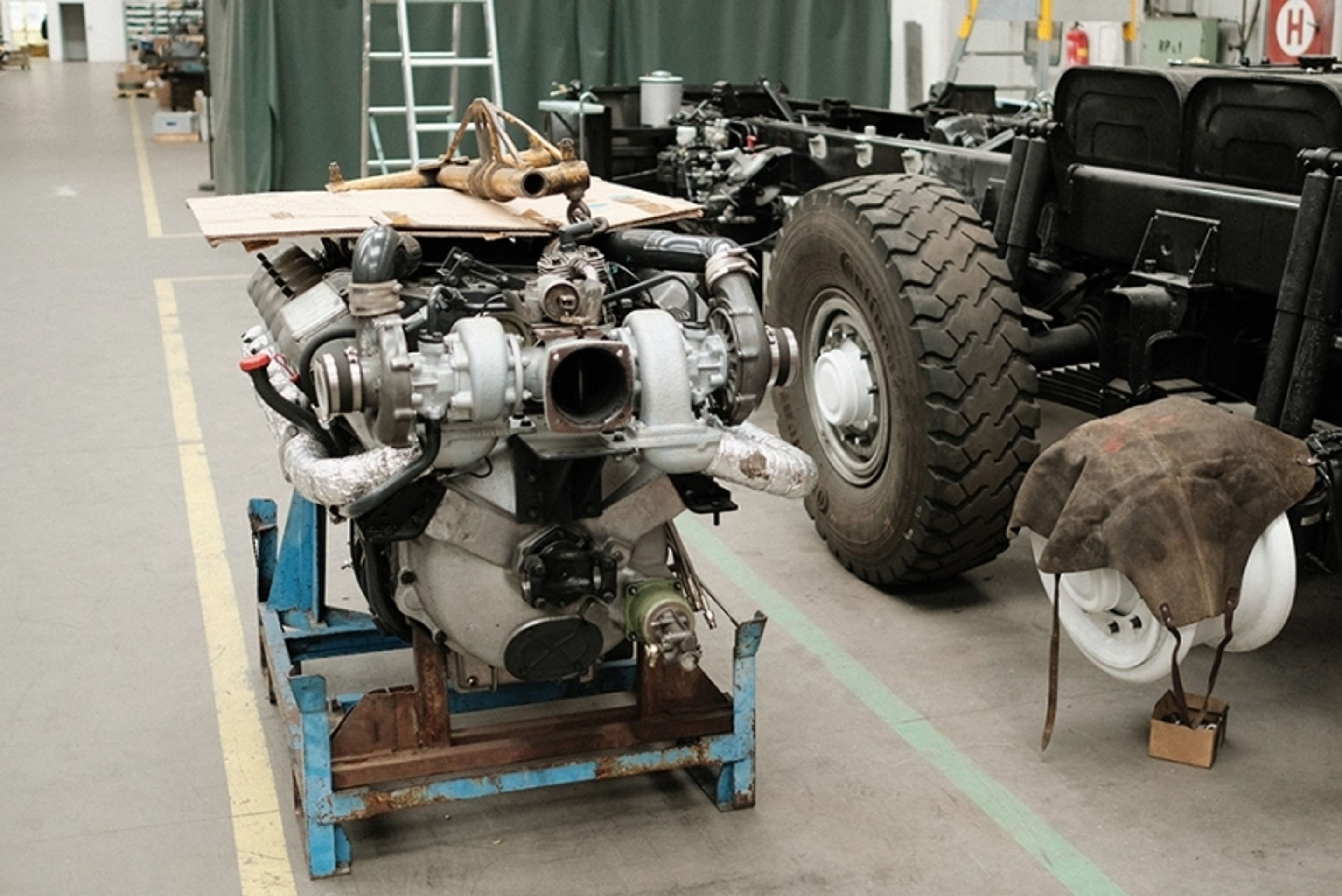 Tatra - 29 - GALERIE: Renovace závodní Tatry 815 6x6 VE "Ostrý-II" (6/16)