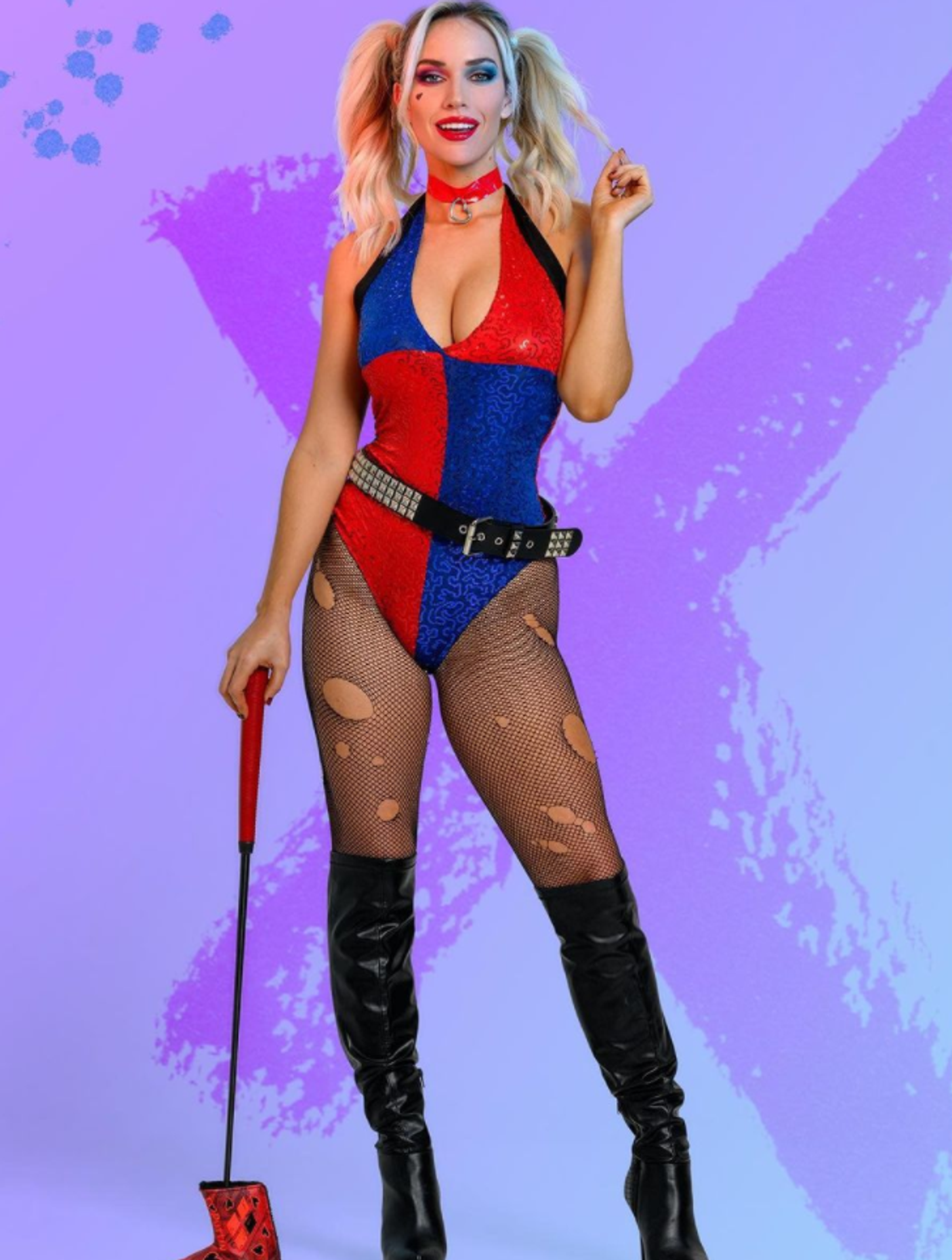 Golfistka Paige Spiranac zvolila na halloweenskou párty hodně odvážný kostým. - Harry Potter, Tom Brady i Freddy Krueger . Jaký byl Halloween u slavných sportovců? (9/10)