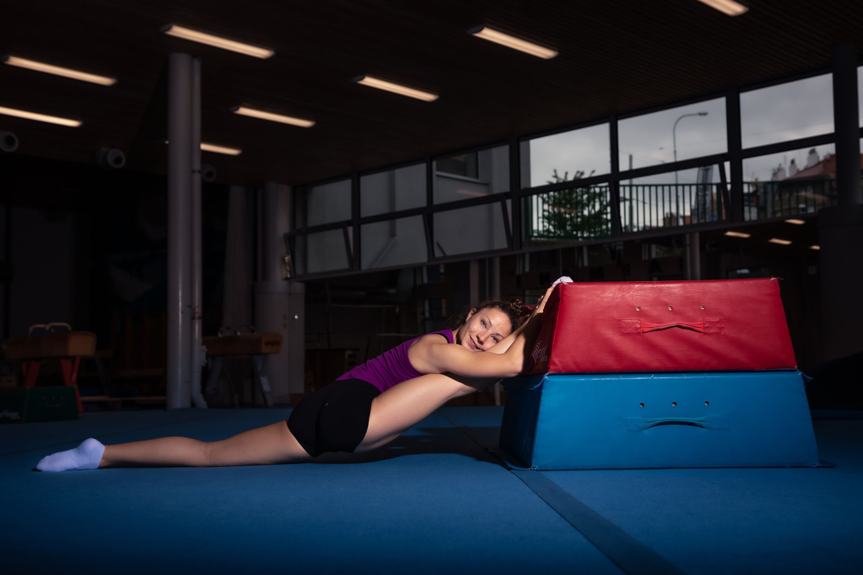 Gymnastický aerobik, cvičení s Barborou Karlíkovou - 8 - GALERIE: Barbora Karlíková učí, co obnáší gymnastický aerobik (1/9)