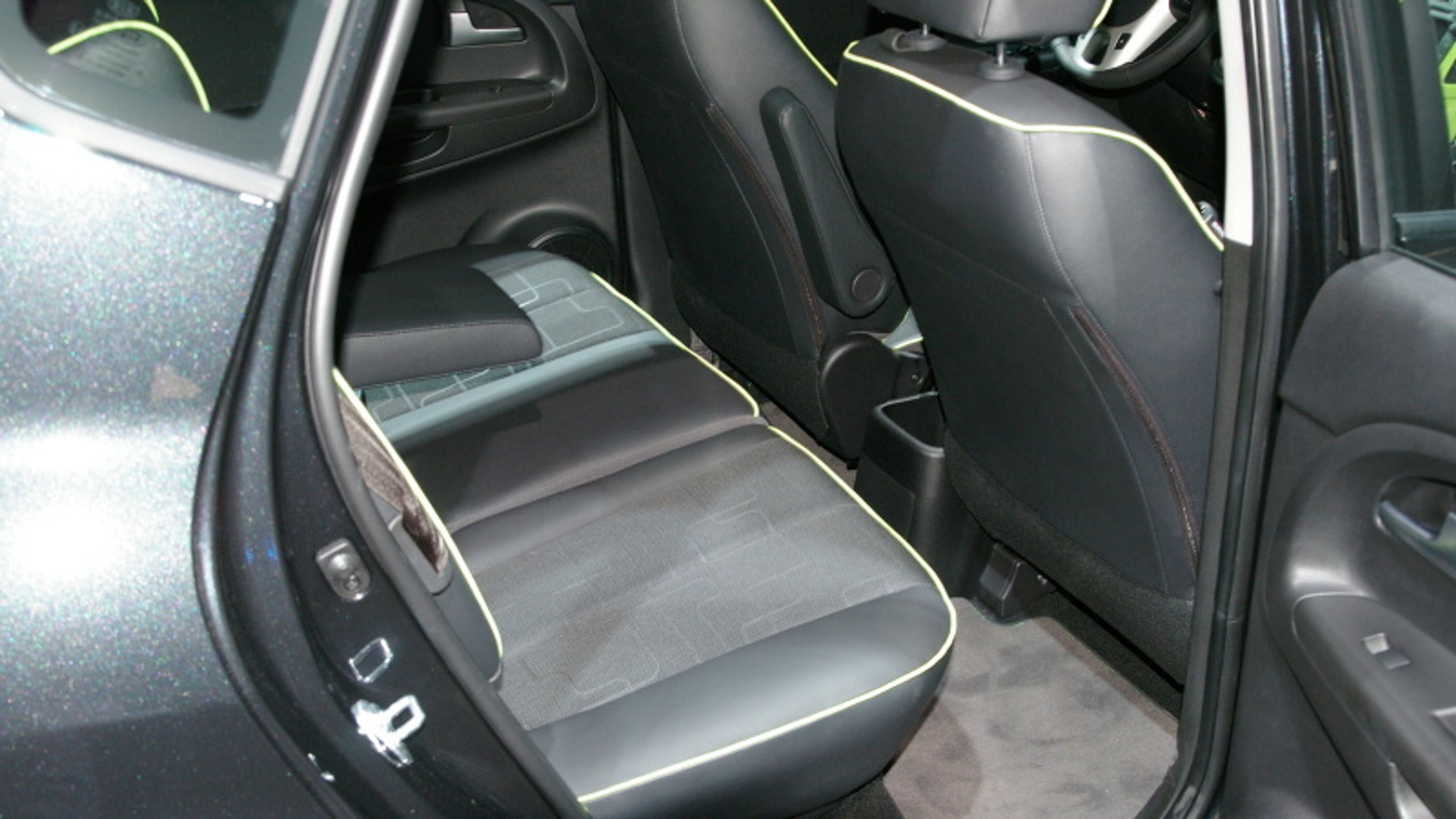 Kia Venga-3 - GALERIE Kia Venga (4/6)