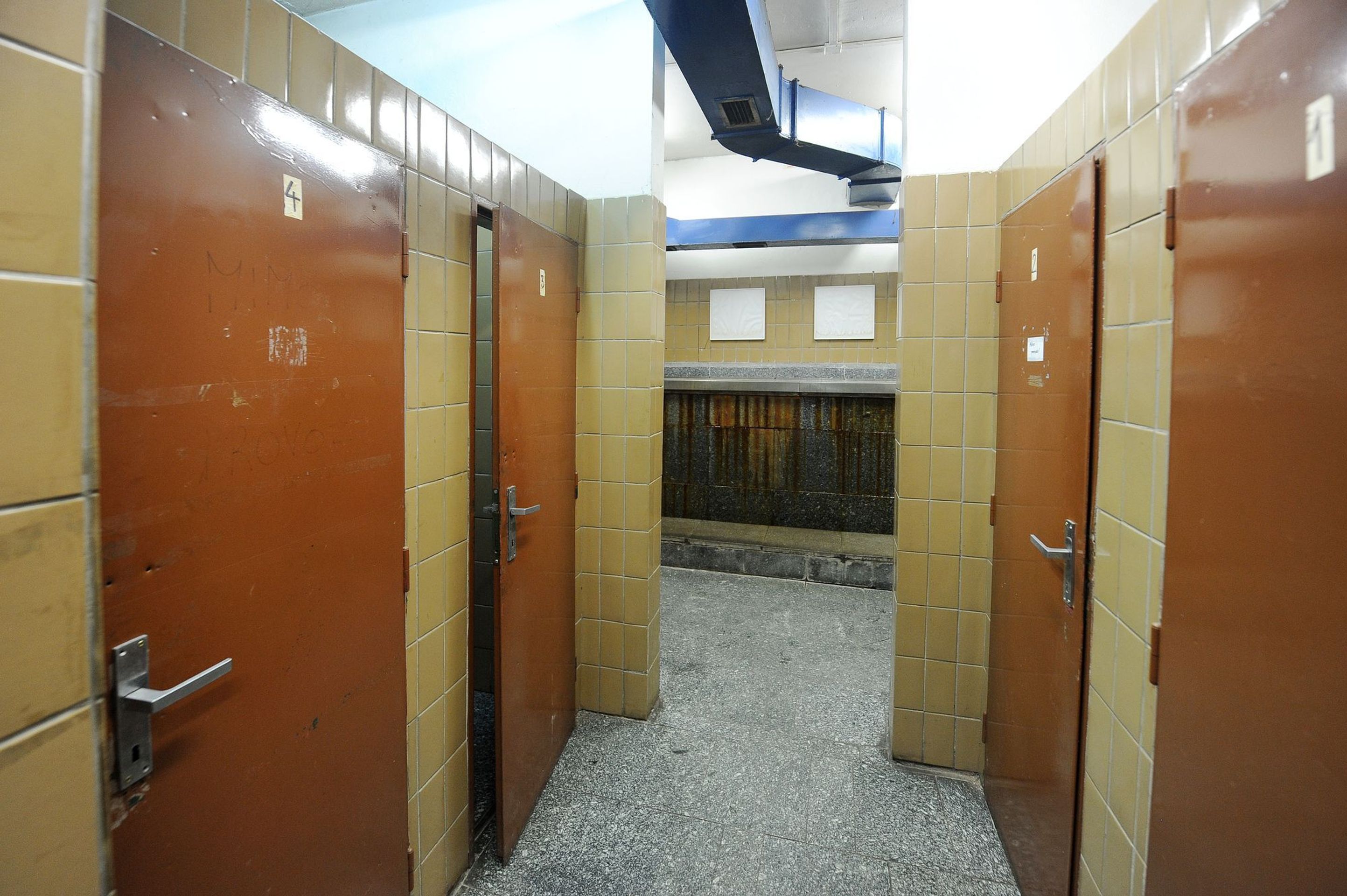 Toalety ve stanici metra Nové Butovice - 3 - GALERIE: Veřejné záchody ve stanicích pražského metra (8/24)