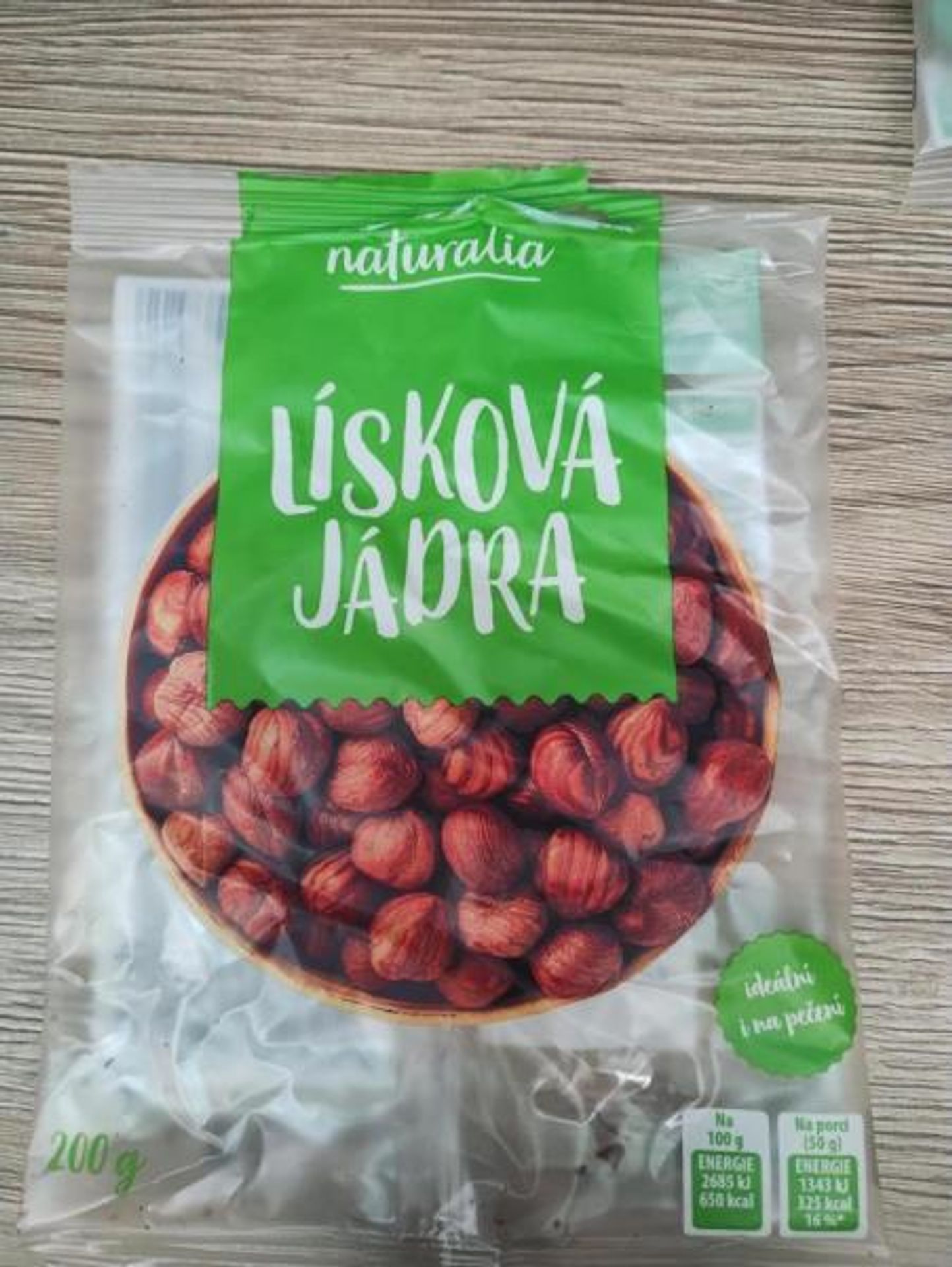 naturalia LÍSKOVÁ JÁDRA 200g - Závadný med, sušenky a oříšky (5/14)