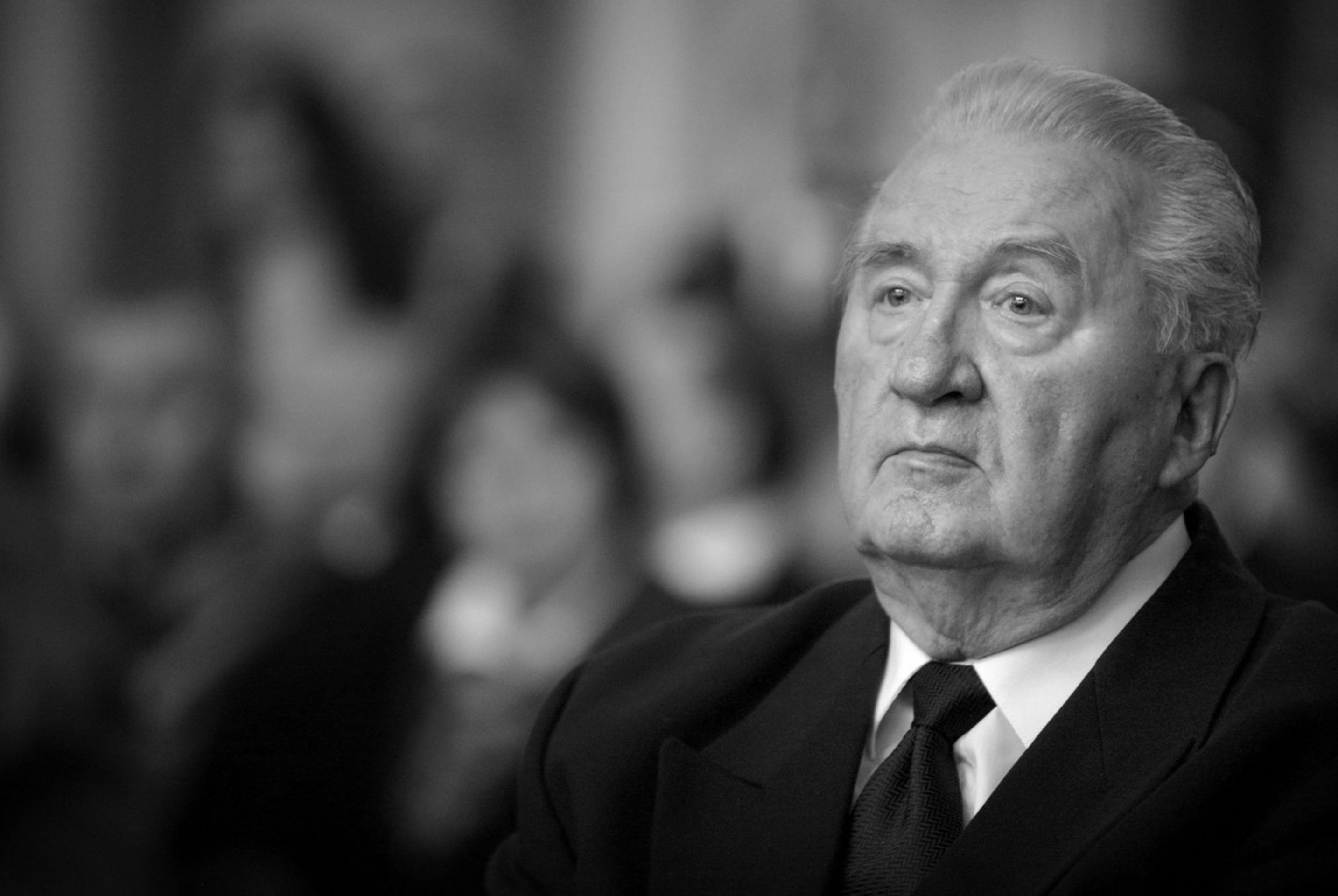 Zemřel Michal Kováč - GALERIE: Rozloučení s Michalem Kováčem (14/14)