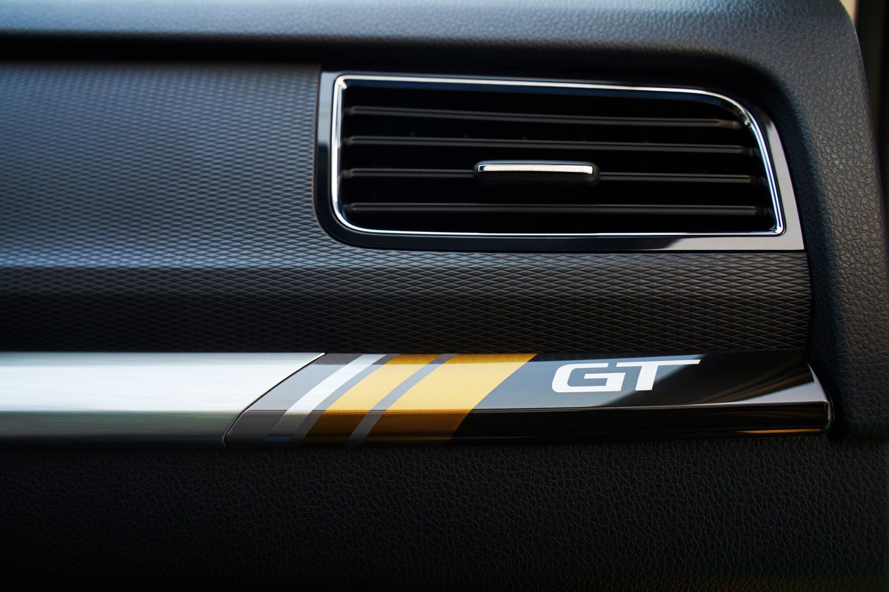 Škoda Kamiq GT pro čínský trh - 37 - Fotogalerie: Škodovácké "gétéčko" pro čínský trh (10/22)