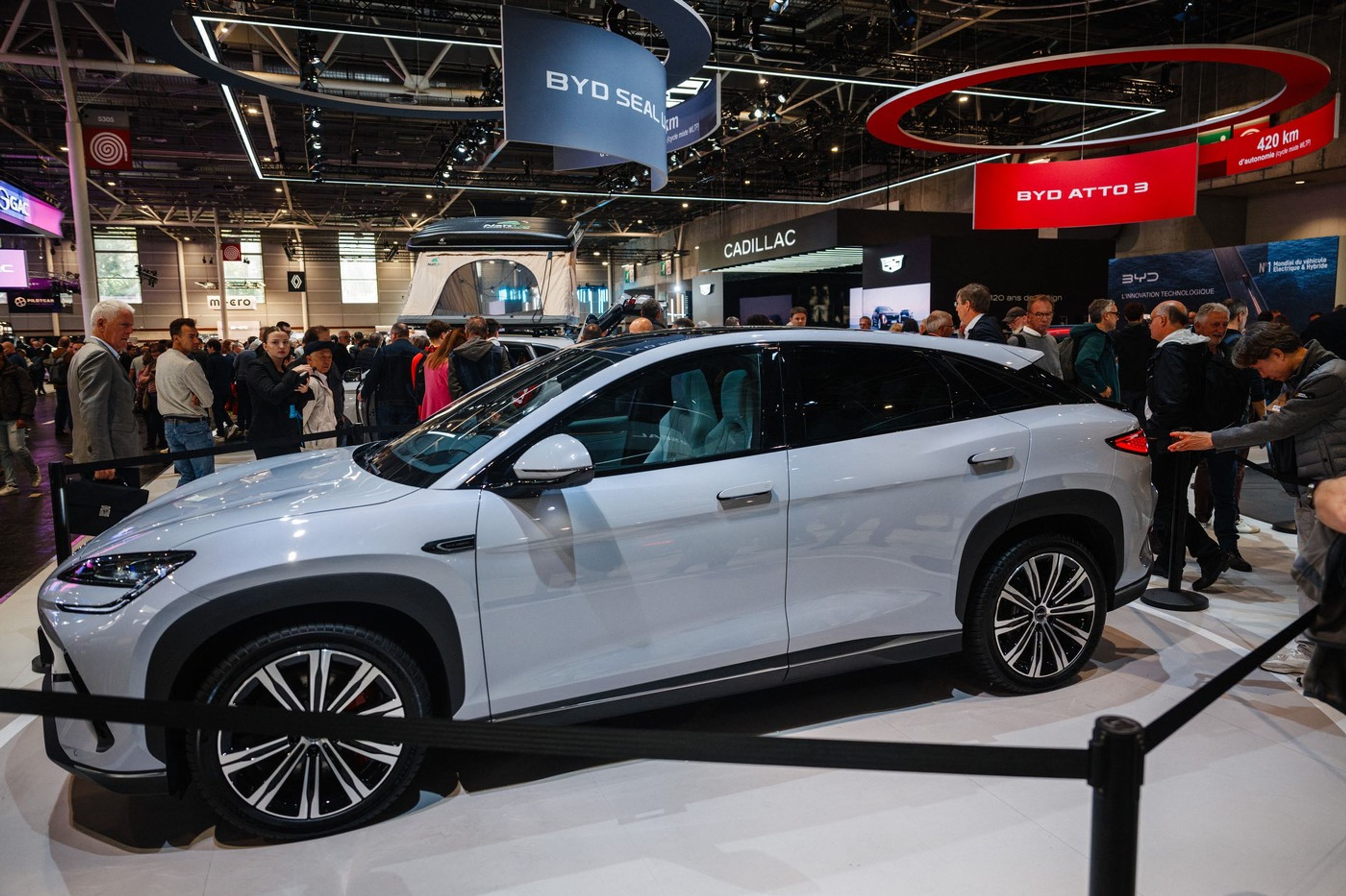 BYD Sealion 7 - Čínské elektromobily v Paříži (3/7)