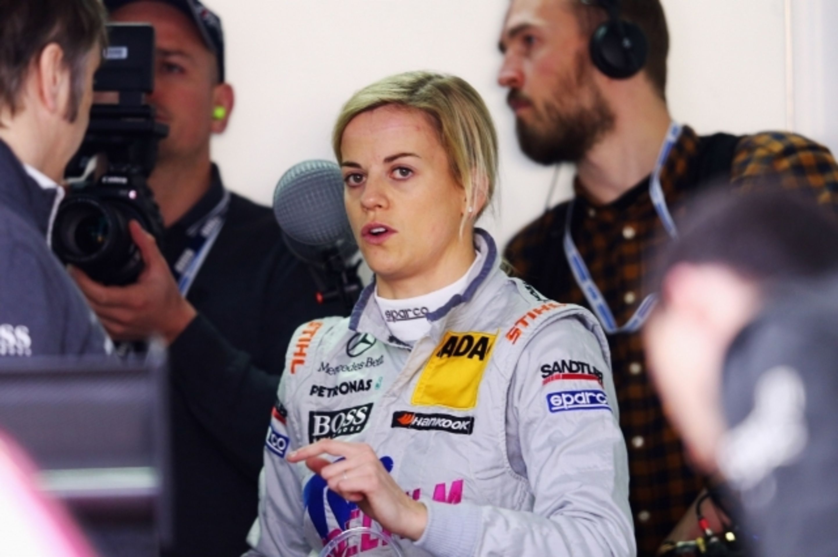 Susie Wolffová - 8 - GALERIE: Susie Wolffová bude jezdit v F1 (10/13)