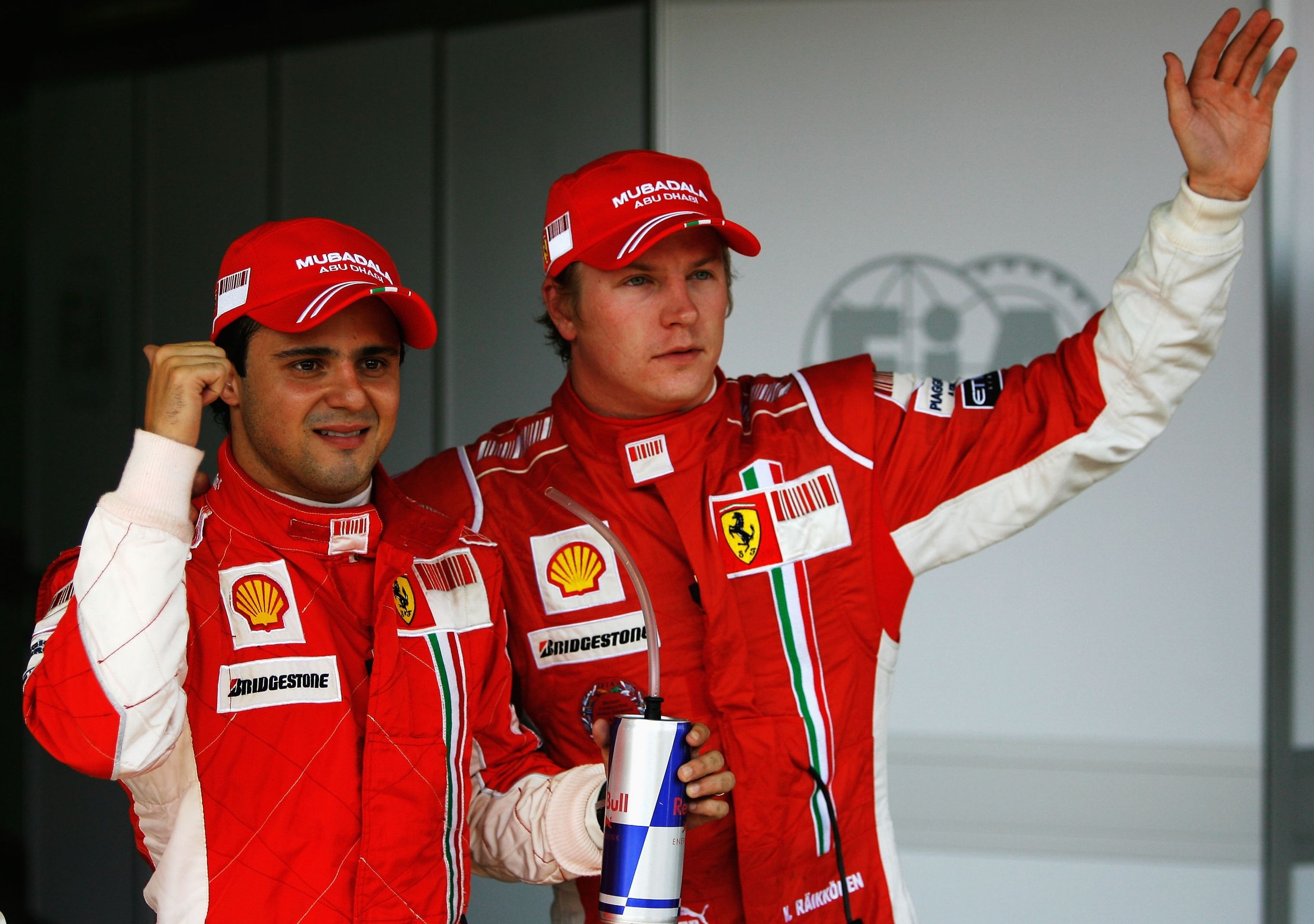 Felipe Massa a Kimi Räikkönen - GALERIE: Felipe Massa končí u Ferrari (9/9)