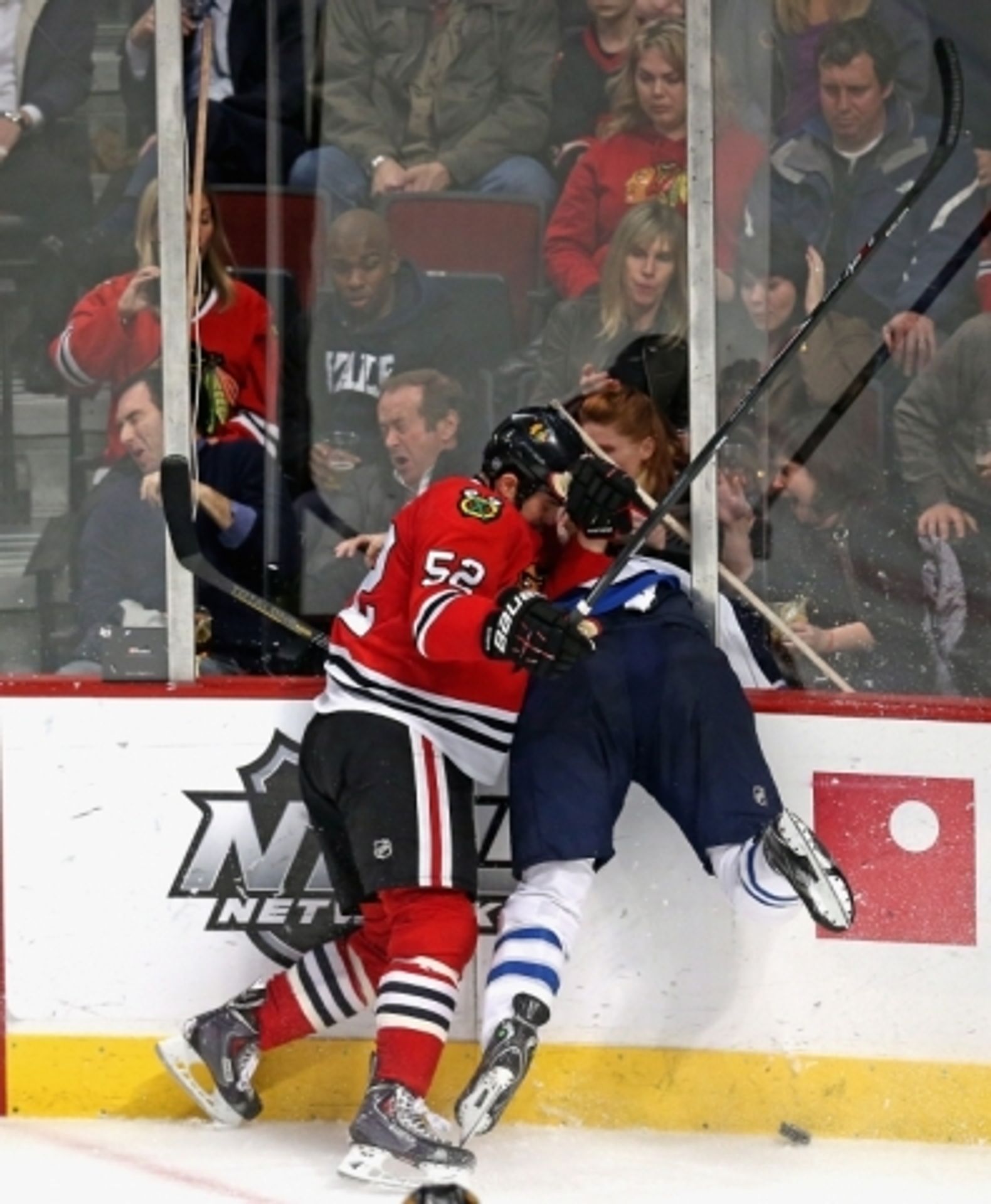 Krádež přilby v NHL - 8 - GALERIE: Neuvěřitelná krádež v NHL (4/8)