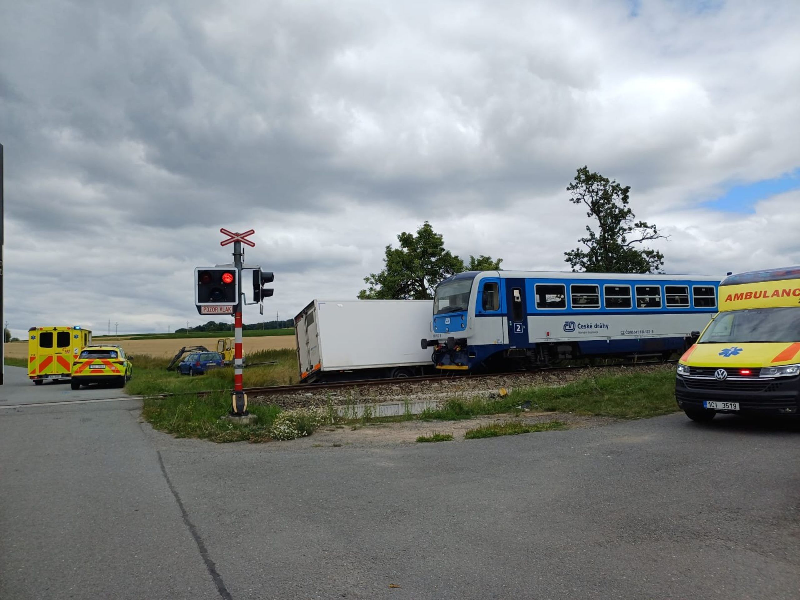 Srážka vlaku s nákladním vozem - Srážka vlaku s nákladním vozem (3/3)