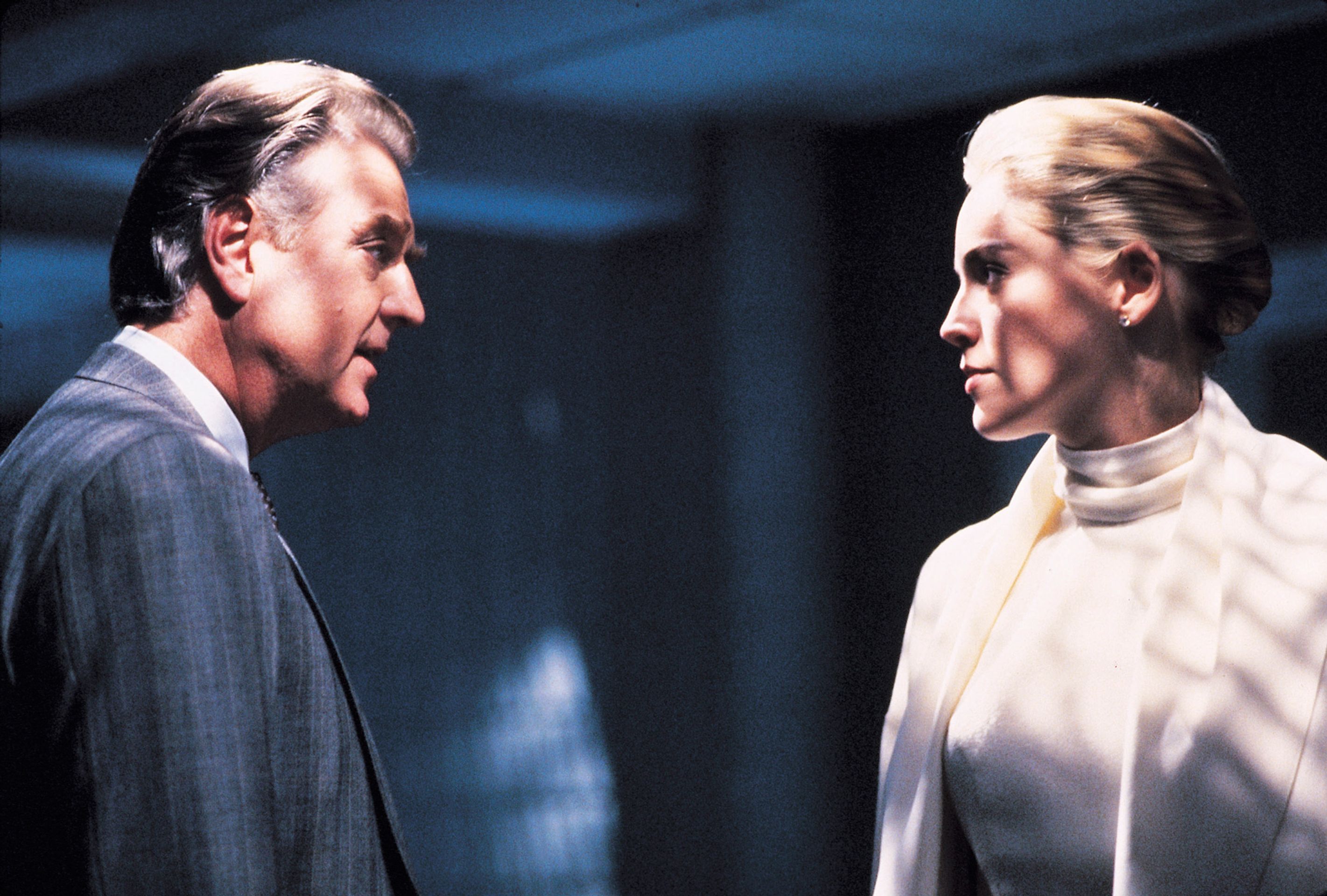 Denis Arndt a Sharon Stone v Základním instinktu, 1992 - Denis Arndt (1/5)