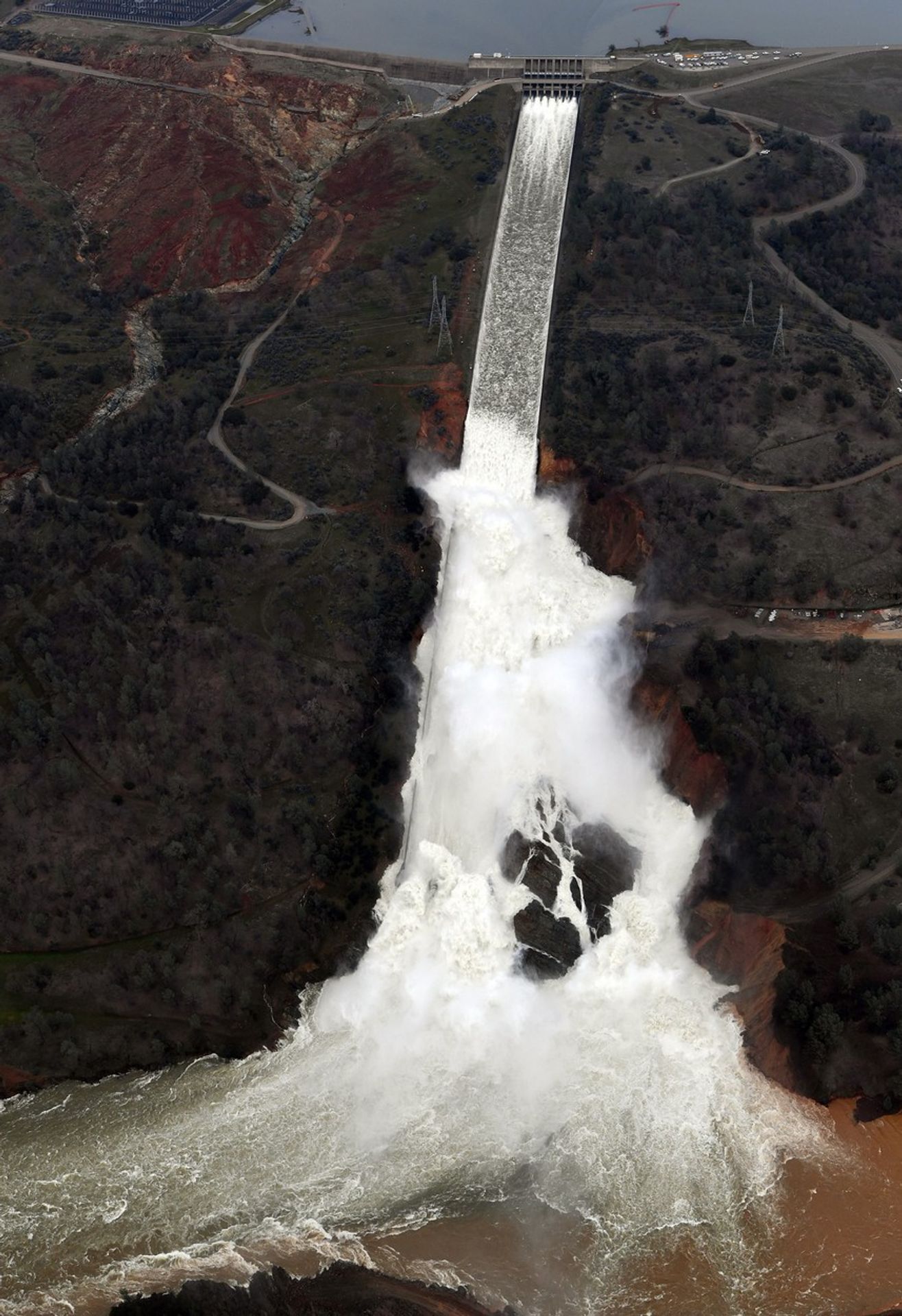 Přehrada Oroville - 4 - GALERIE: Přehrada Oroville (3/5)