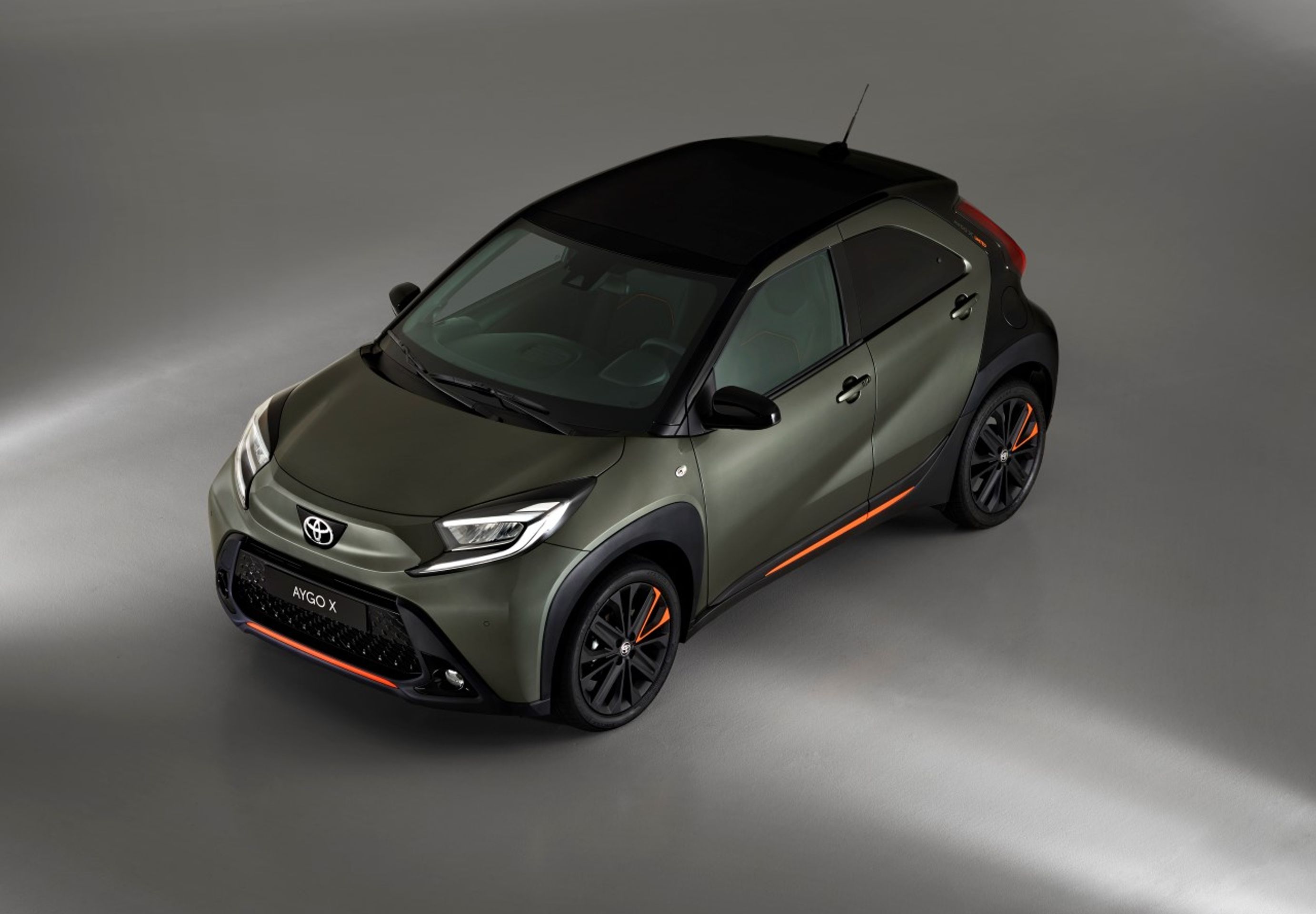 Toyota Aygo X - Maličký crossover Toyota Aygo X (1/22)
