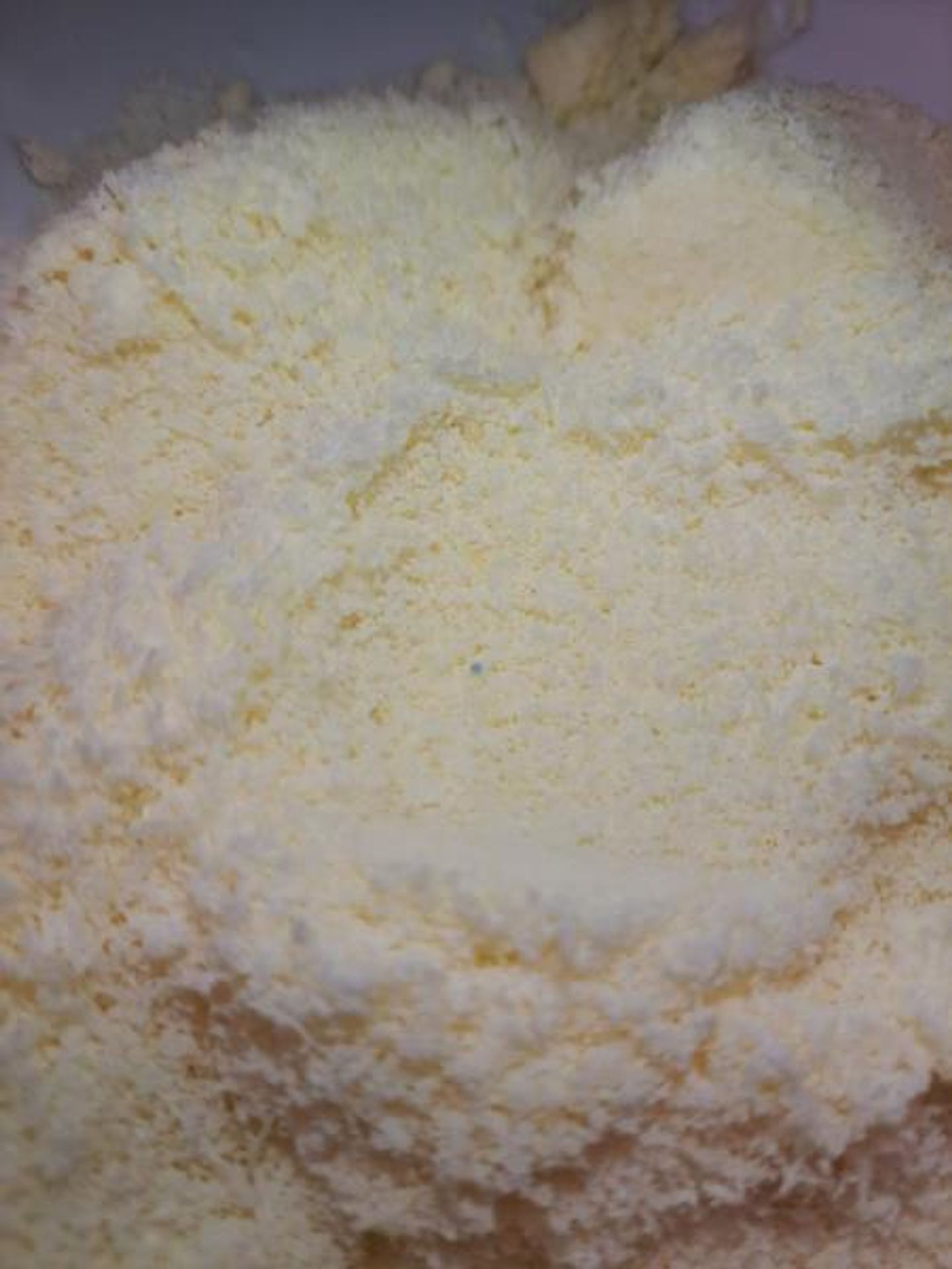 Závadný sýr grana padano - Inspekce odhalila závadné sýry (3/6)