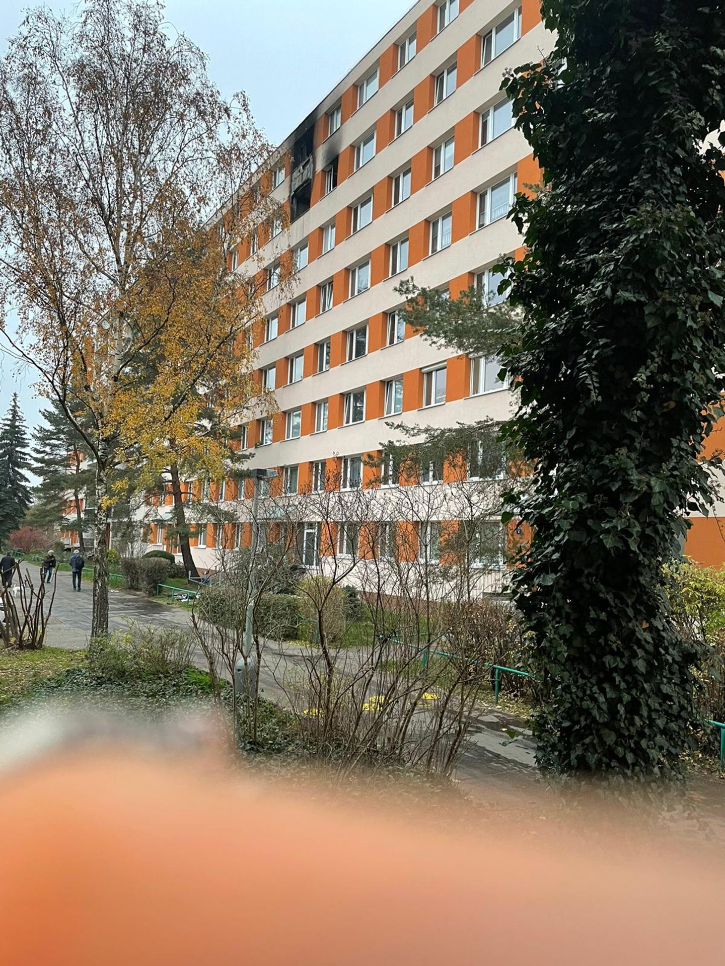 Požár bytu na Praze 4 - GALERIE: Při požáru pražského bytu zemřel člověk (4/5)
