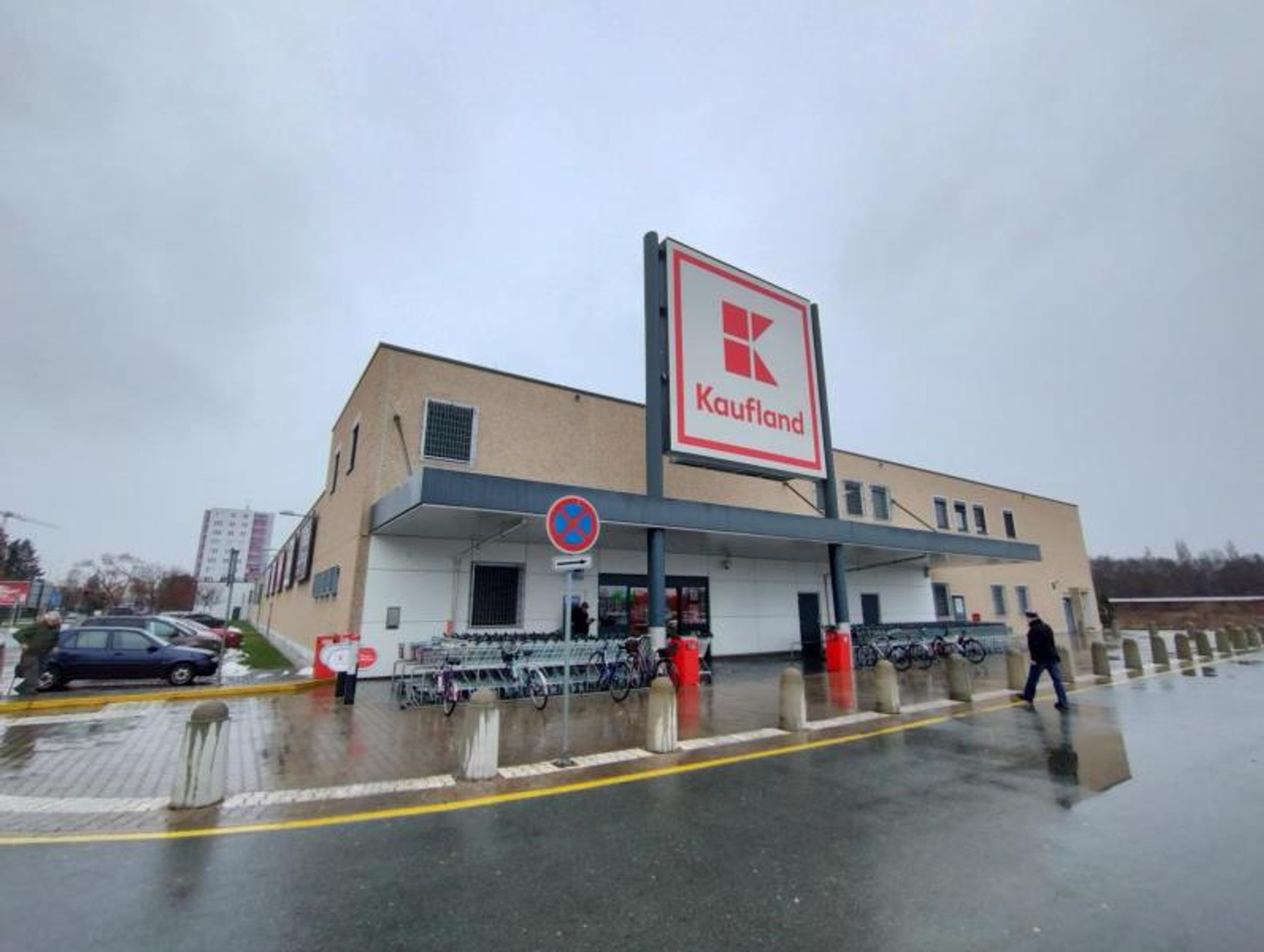 Kaufland v Pardubicích - Kaufland v Pardubicích (1/18)