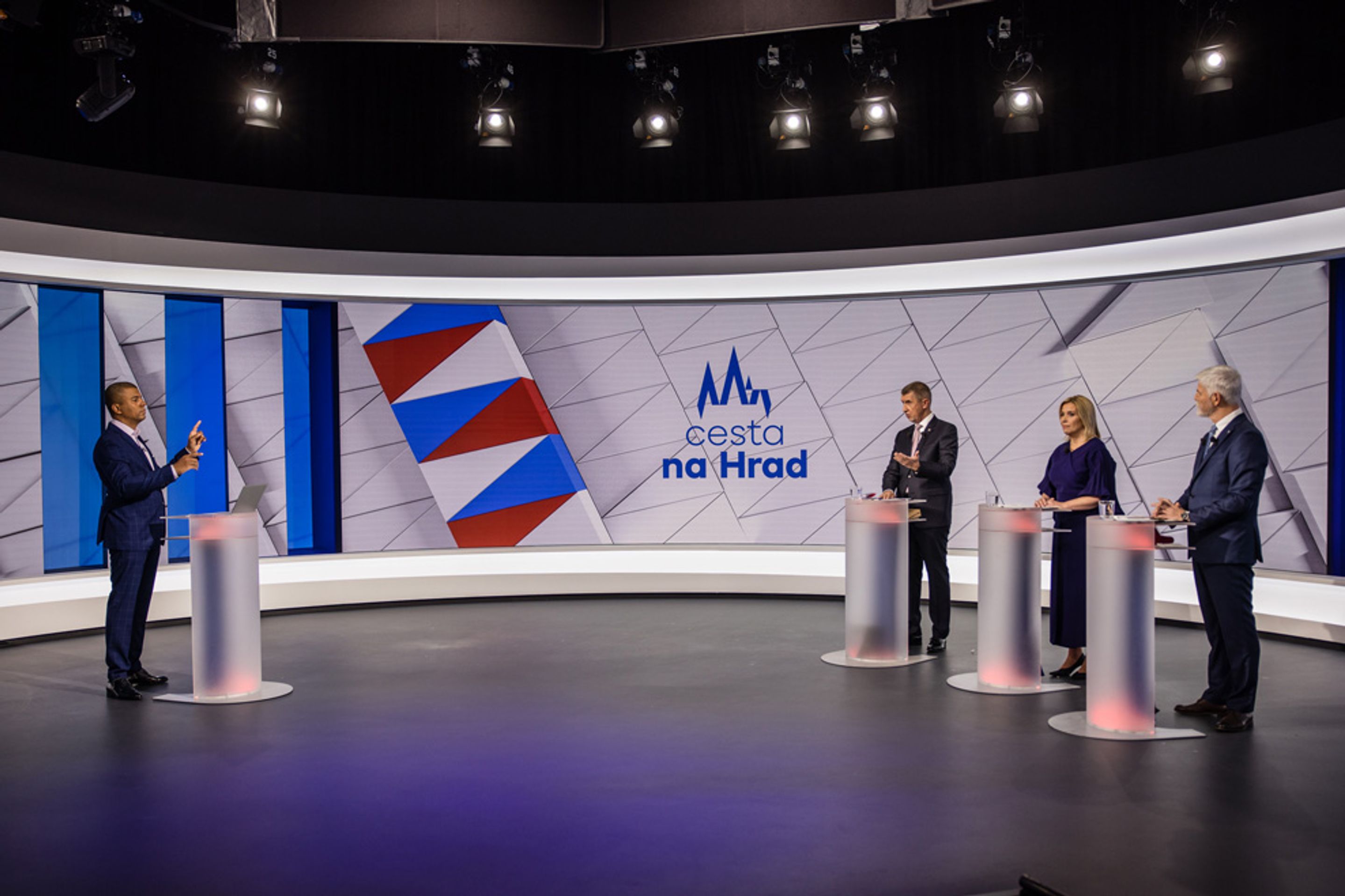 Druhá debata kandidátů (11) - Debata tří favoritů (11/31)