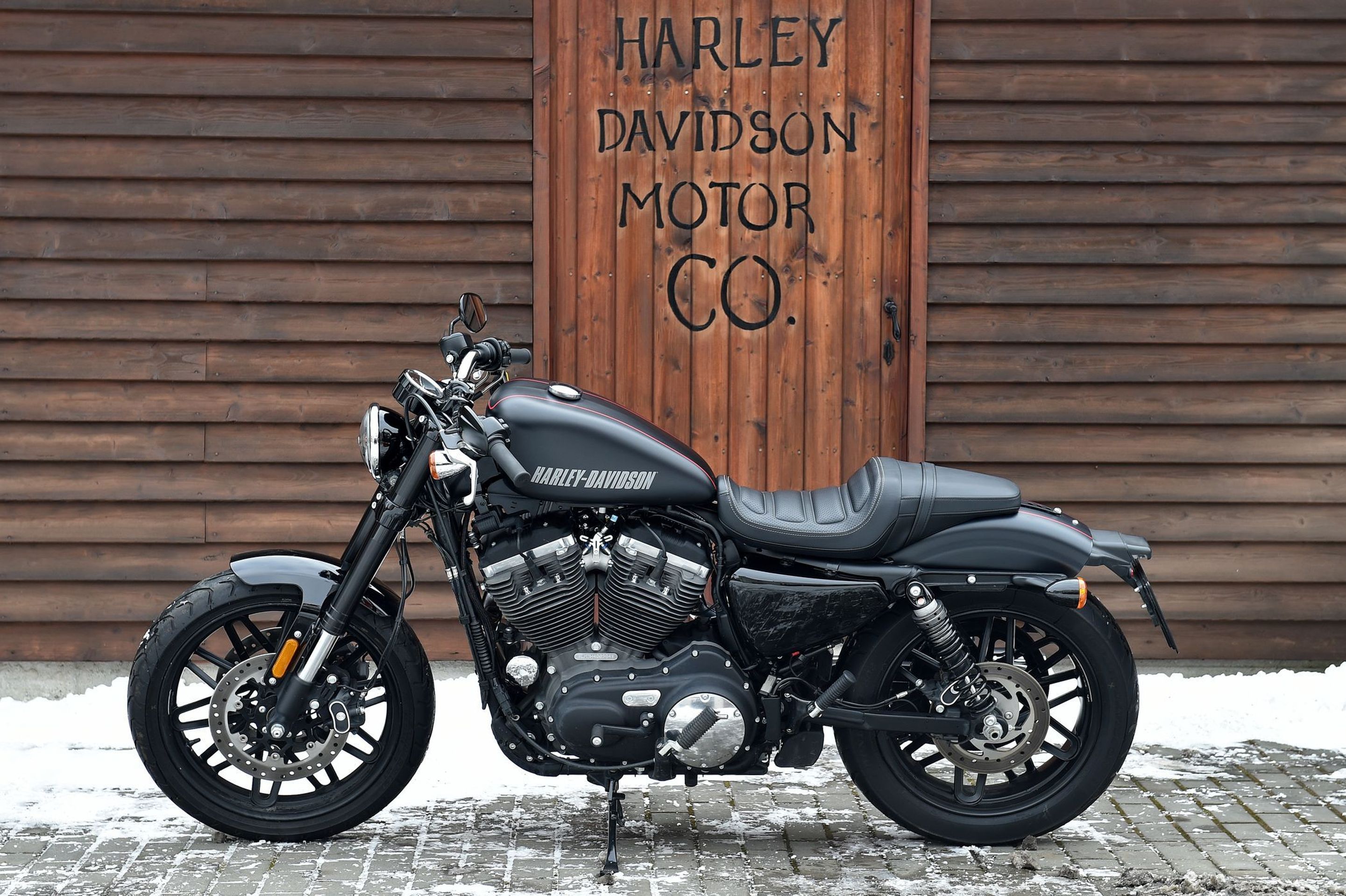 Retro přestavba Harley-Davidson - 9 - GALERIE: Retro přestavba Harley-Davidson (4/15)