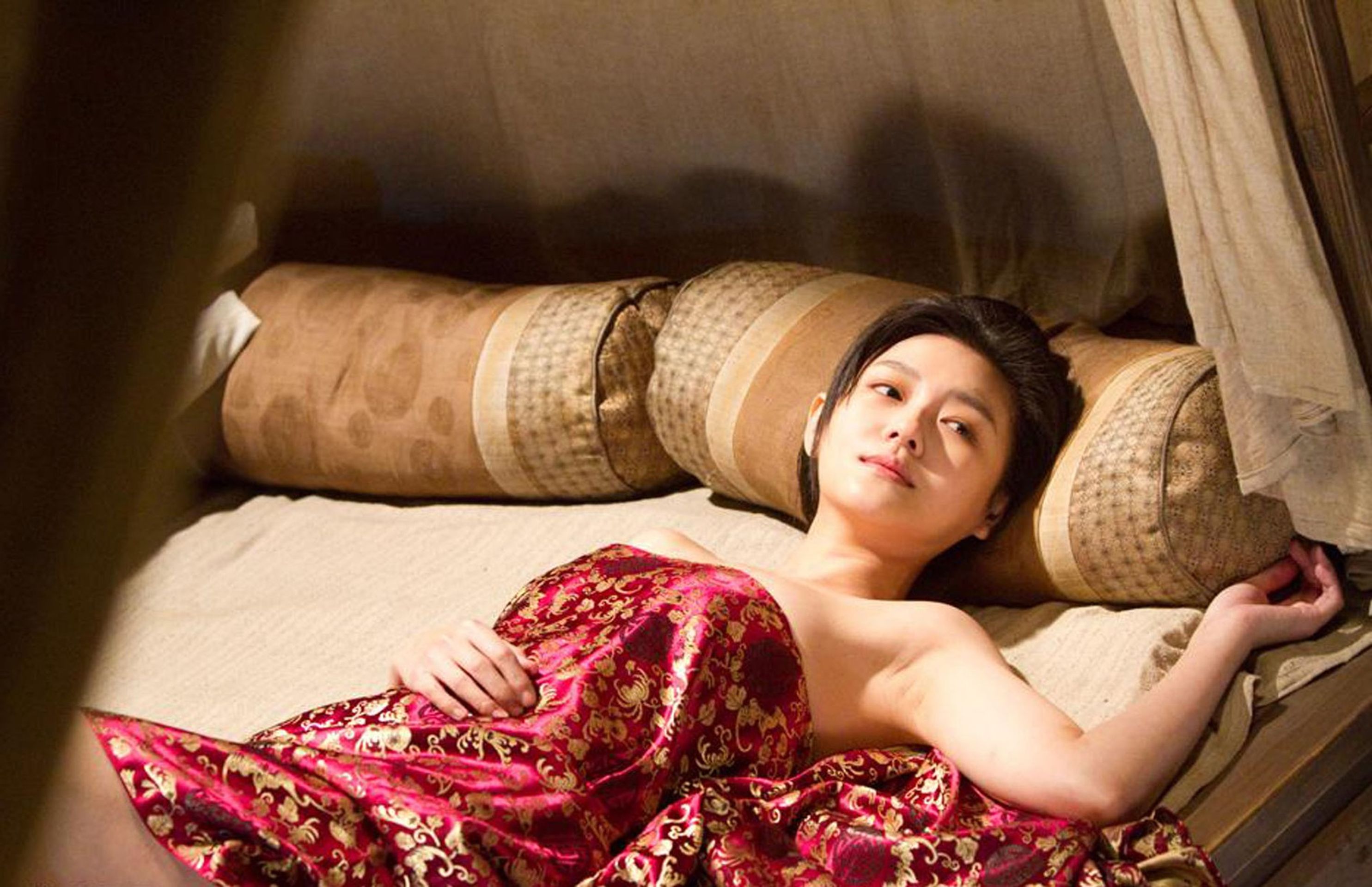 Barbie Hsu ve filmu Jianyu Jianghu, 2010 (2) - Barbie Hsu (3/4)