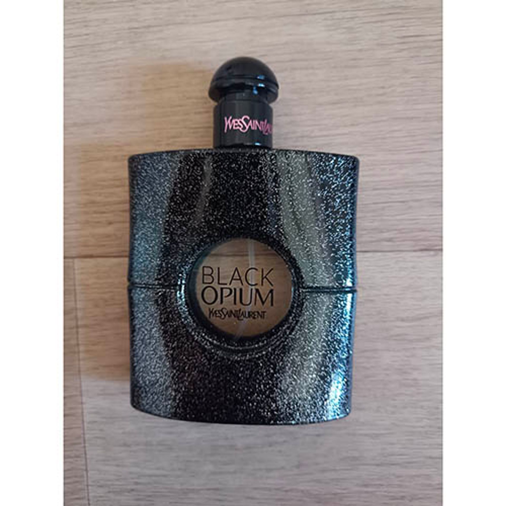 Parfém Yves Saint Laurent Black Opium  (1) - Zdraví nebezpečná kosmetika (13/21)