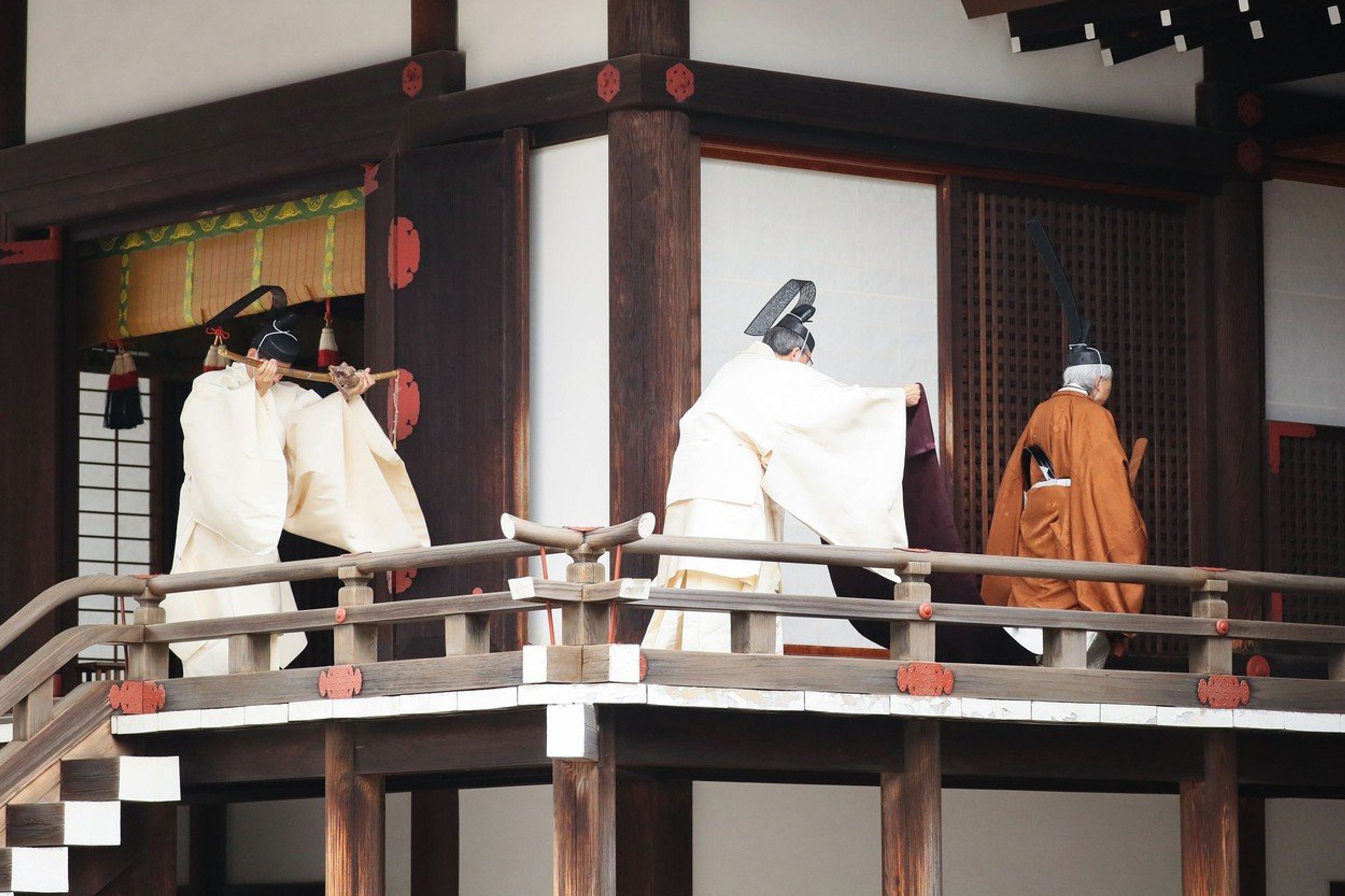Japonský císař se dobrovolně vzdává trůnu - GALERIE: Japonský císař se dobrovolně vzdává trůnu (1/5)