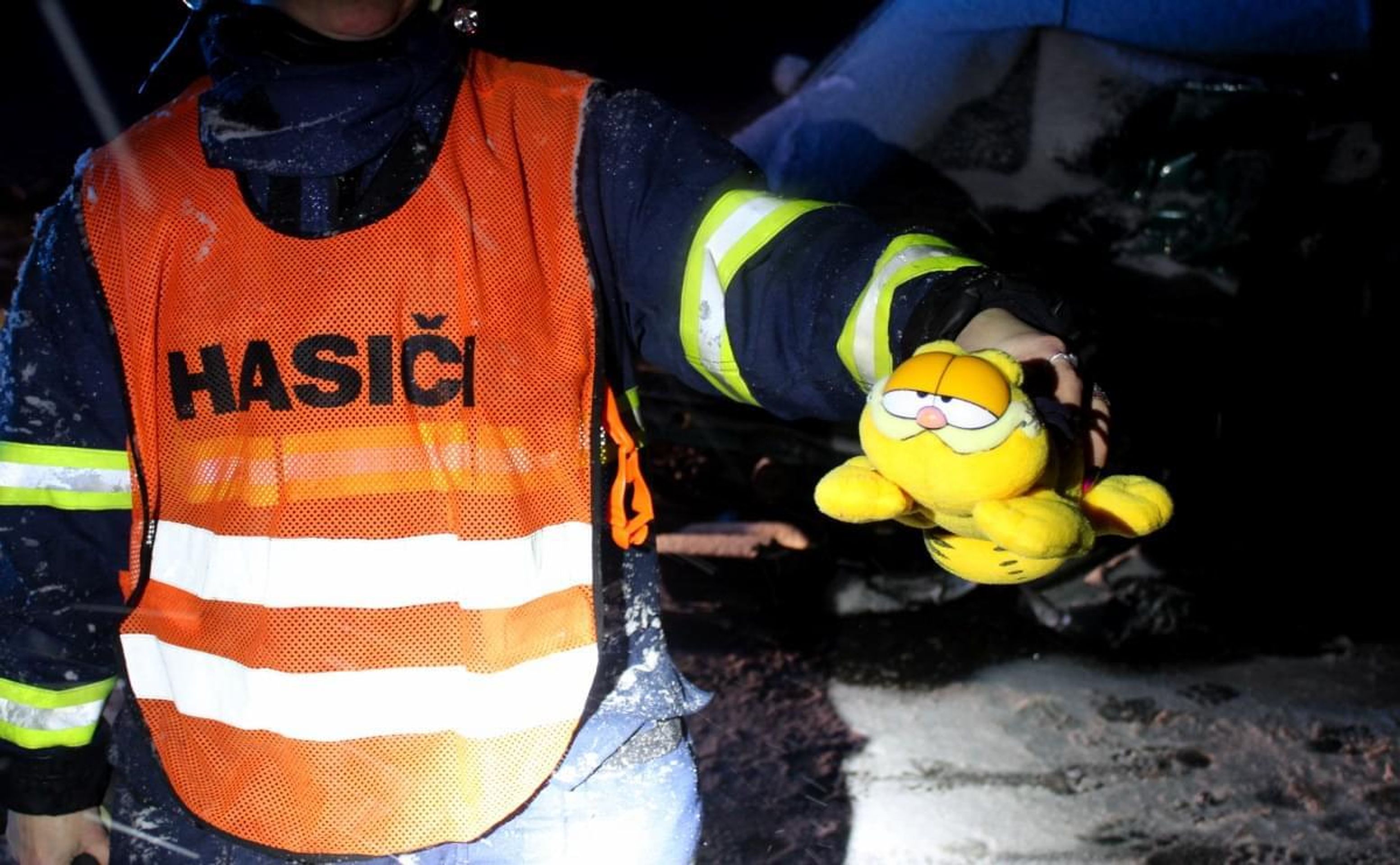 Dvě auta se srazila na Plzeňsku - 2 - GALERIE: Dvě auta se srazila na Plzeňsku (2/5)
