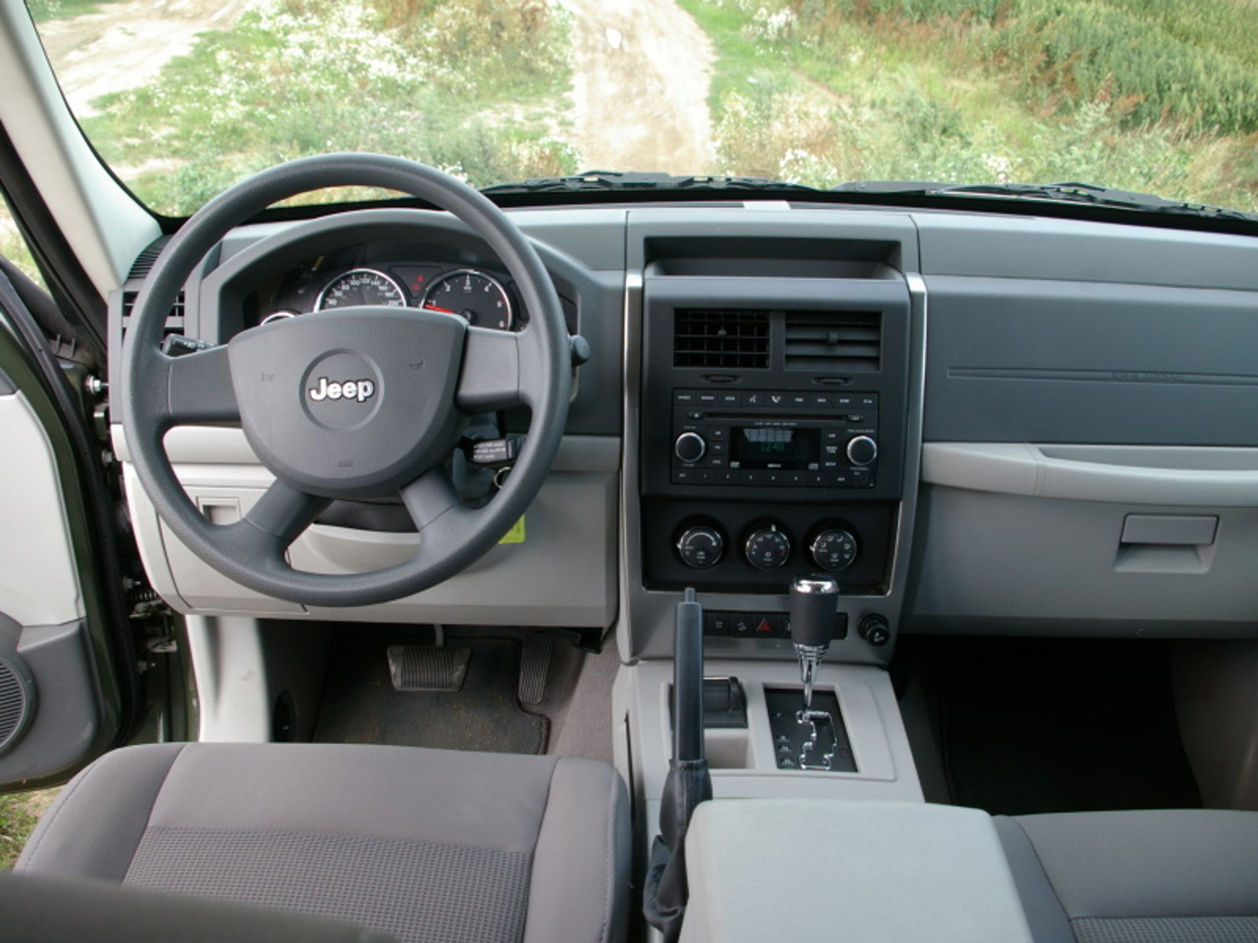 Jeep Cherokee - GALERIE Jeep Cherokee (3/7)