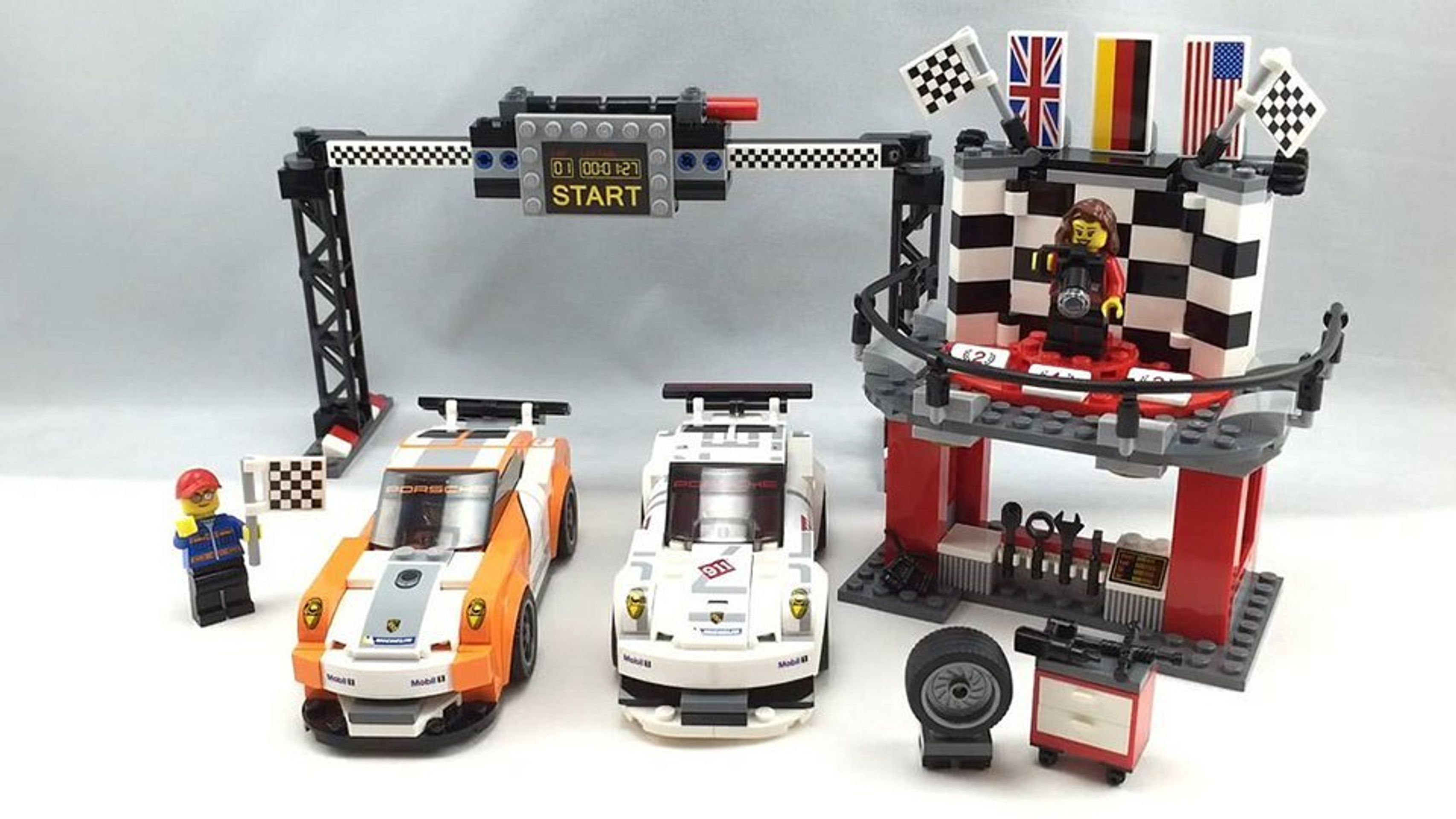 Lego - 22 - GALARIE: Závodní a sportovní auta z Lega (5/10)