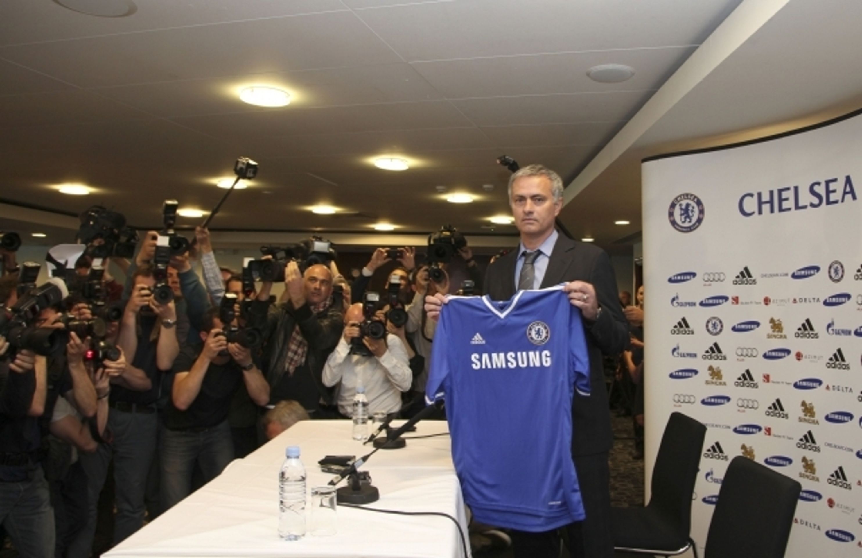 Mourinho se vrátil do Chelsea - 6 - GALERIE: Mourinho se vrací na post trenéra Chelsea (2/9)