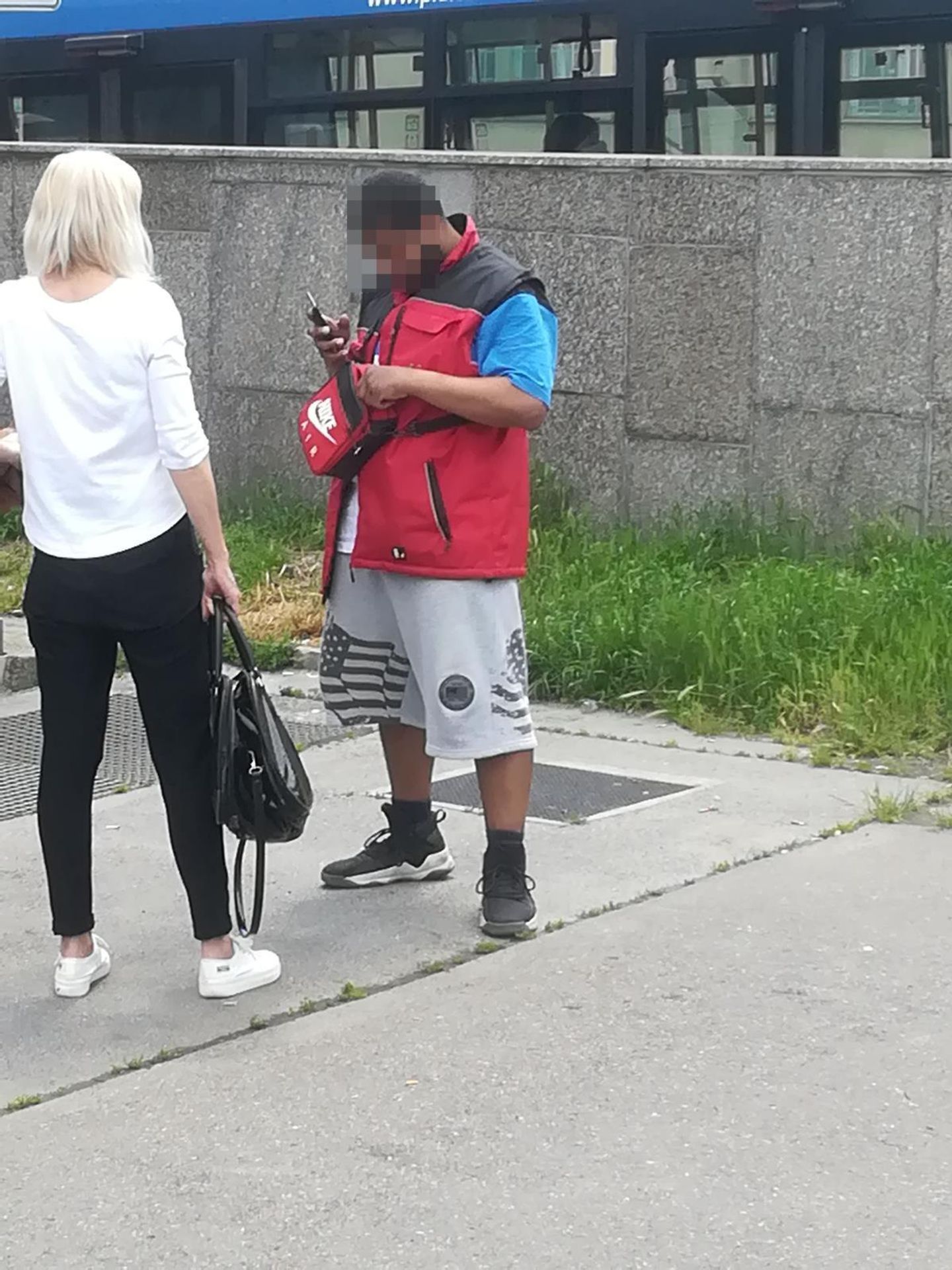 Muž se vydával za policistu - 2 - GALERIE: Muž se vydával za policistu (2/3)