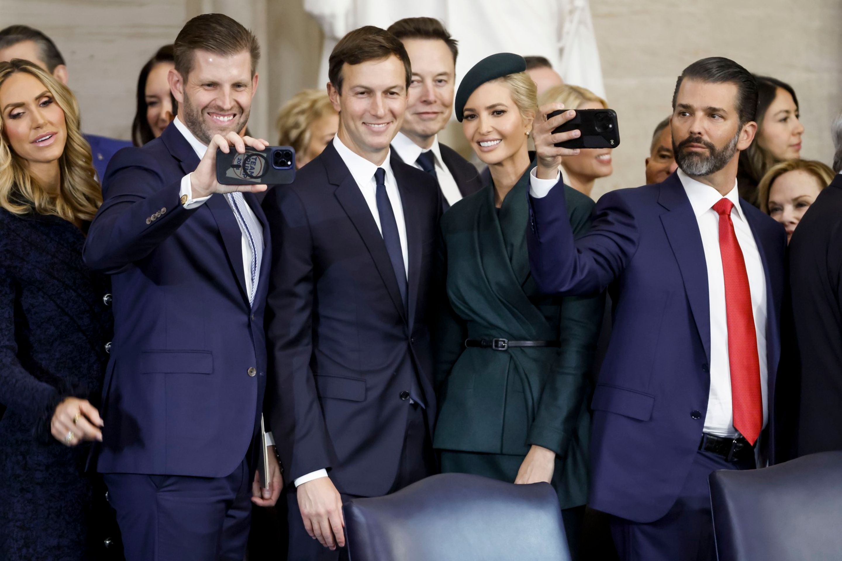 Ivanka Trumpová na inauguraci, 20. 1. 2025 - Ivanka a Melania Trumpová (4/6)