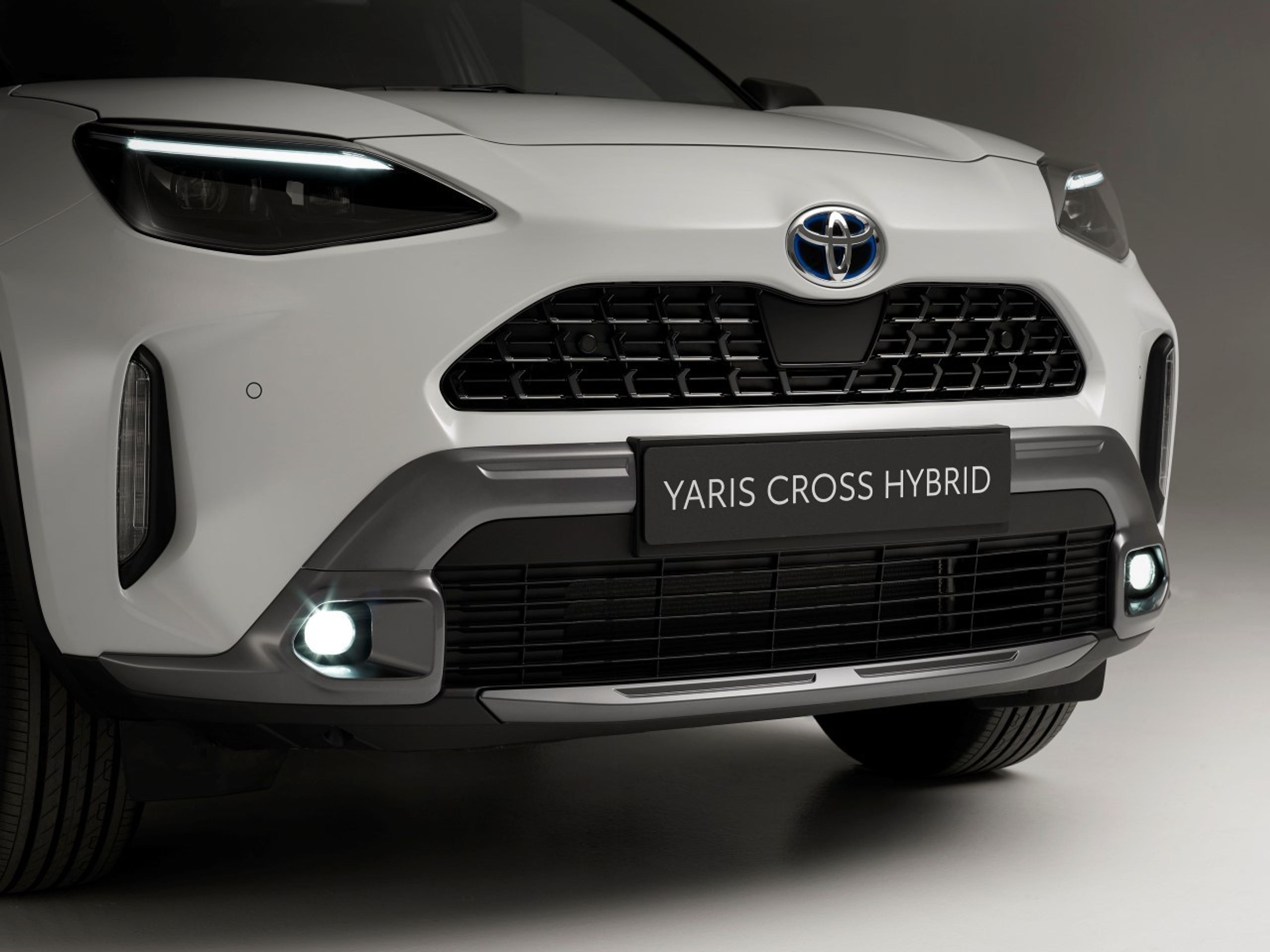 Toyota Yaris Cross Adventure - 28 - Fotogalerie: Yaris Cross Adventure i v exkluzivní Premiere Edition (2/18)